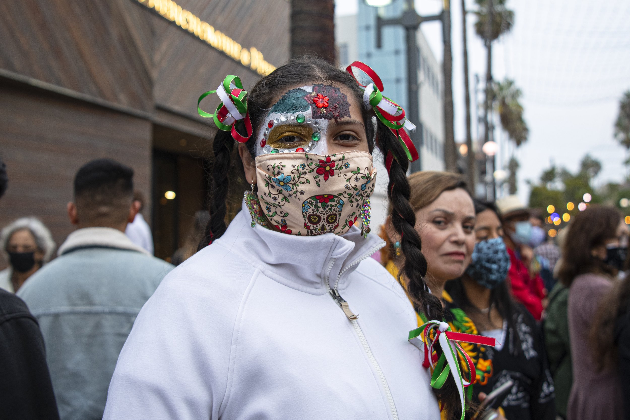  A Dia delos Muertos (Day of the Dead) performer smiles for a picture as she tries to calm her nerves before her performance at the Day of the Dead celebration being held at the Third Street Promenade in Santa Monica, Calif. (Jon Putman | The Corsair