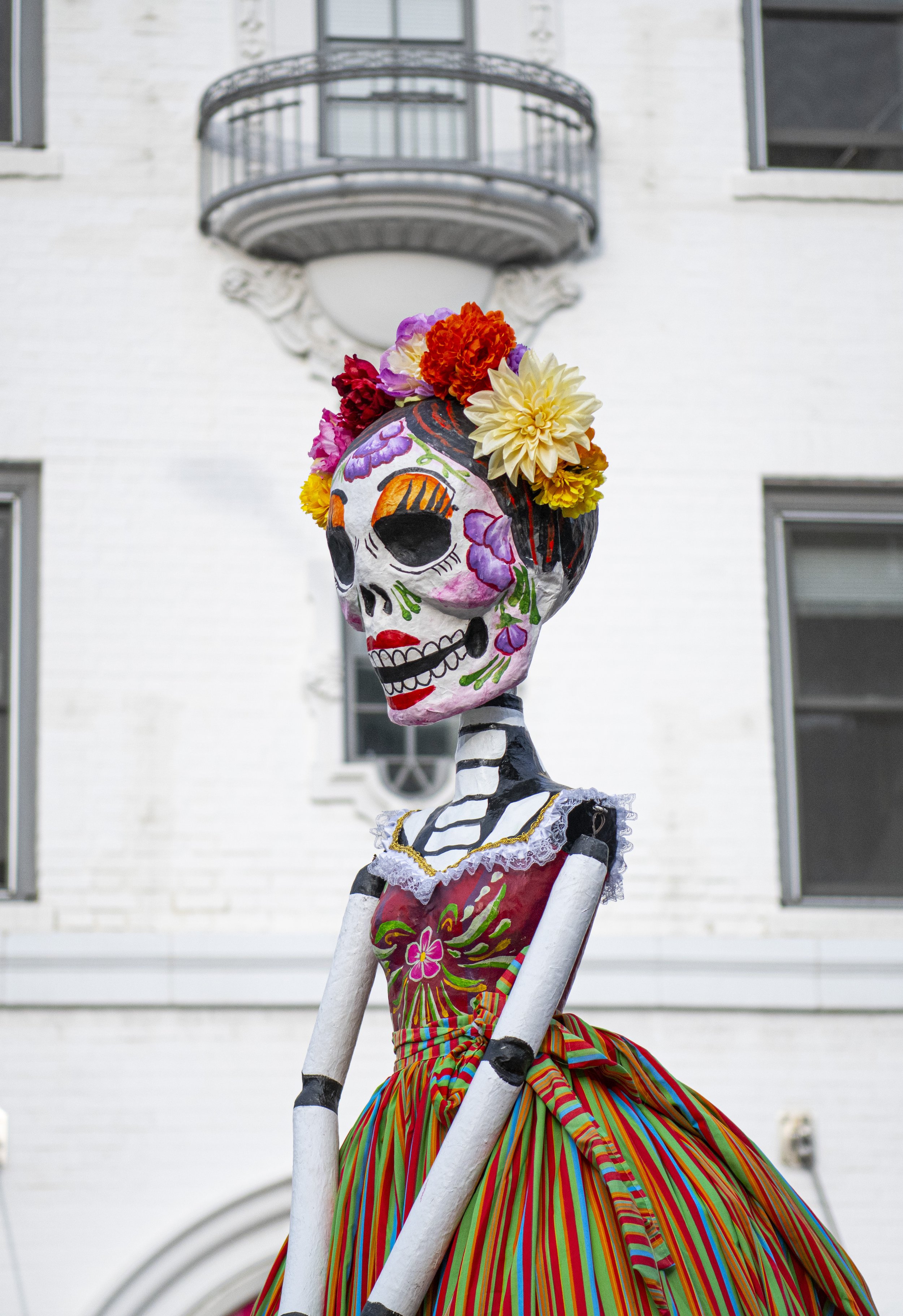  The Third Street Promenade celebrates Dia delos Muertos (Day of the Dead) with a celebration planned at the main stage beginning at 5:30 October 30, 2021. (Jon Putman | The Corsair) 