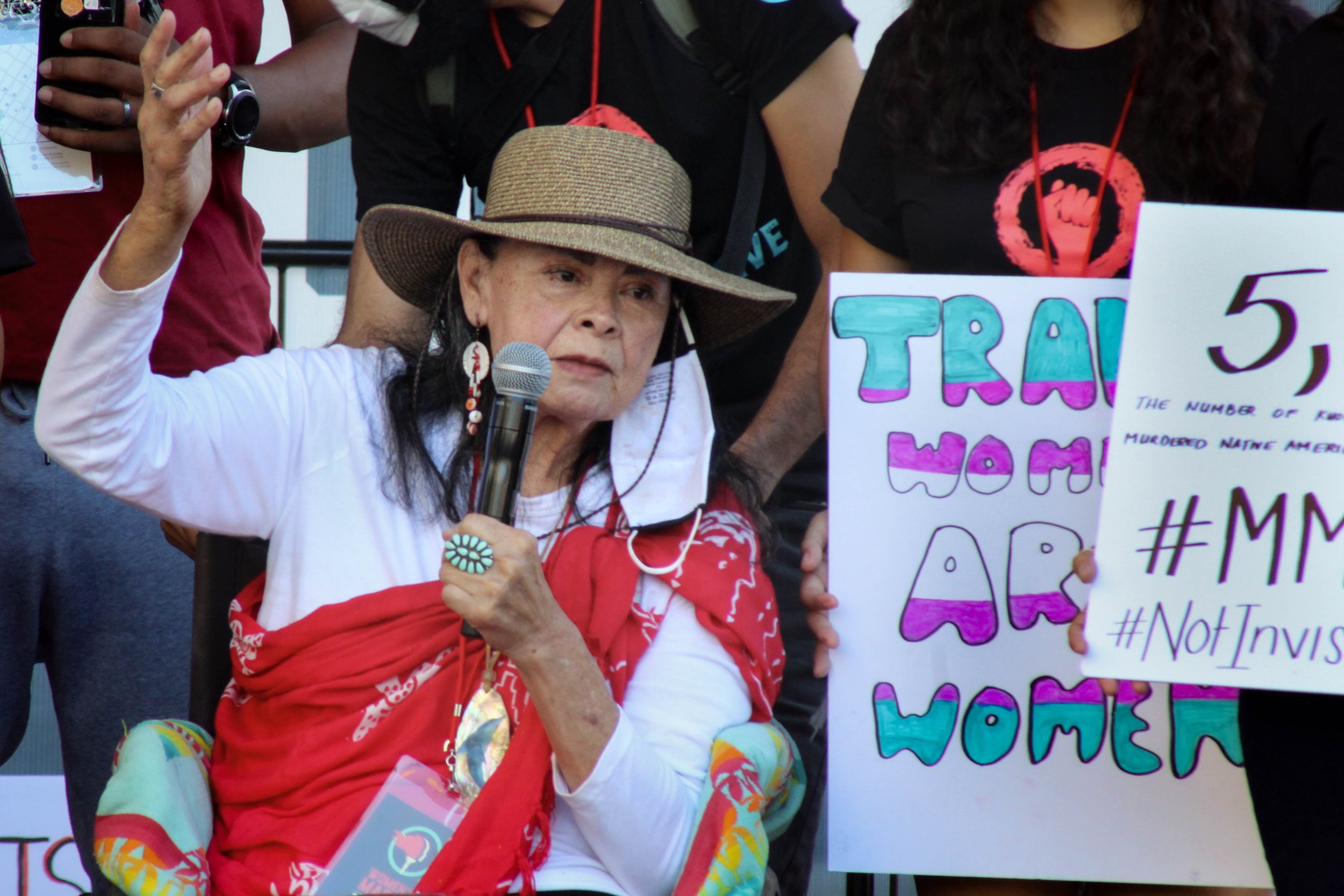  Indigenous Tongva elder, Grandma Gloria Arellanes, delivers speech at the Women's March at City Hall, Downtown Los Angeles, CA, October 02, 2021 (Roxana Blacksea | The Corsair) 