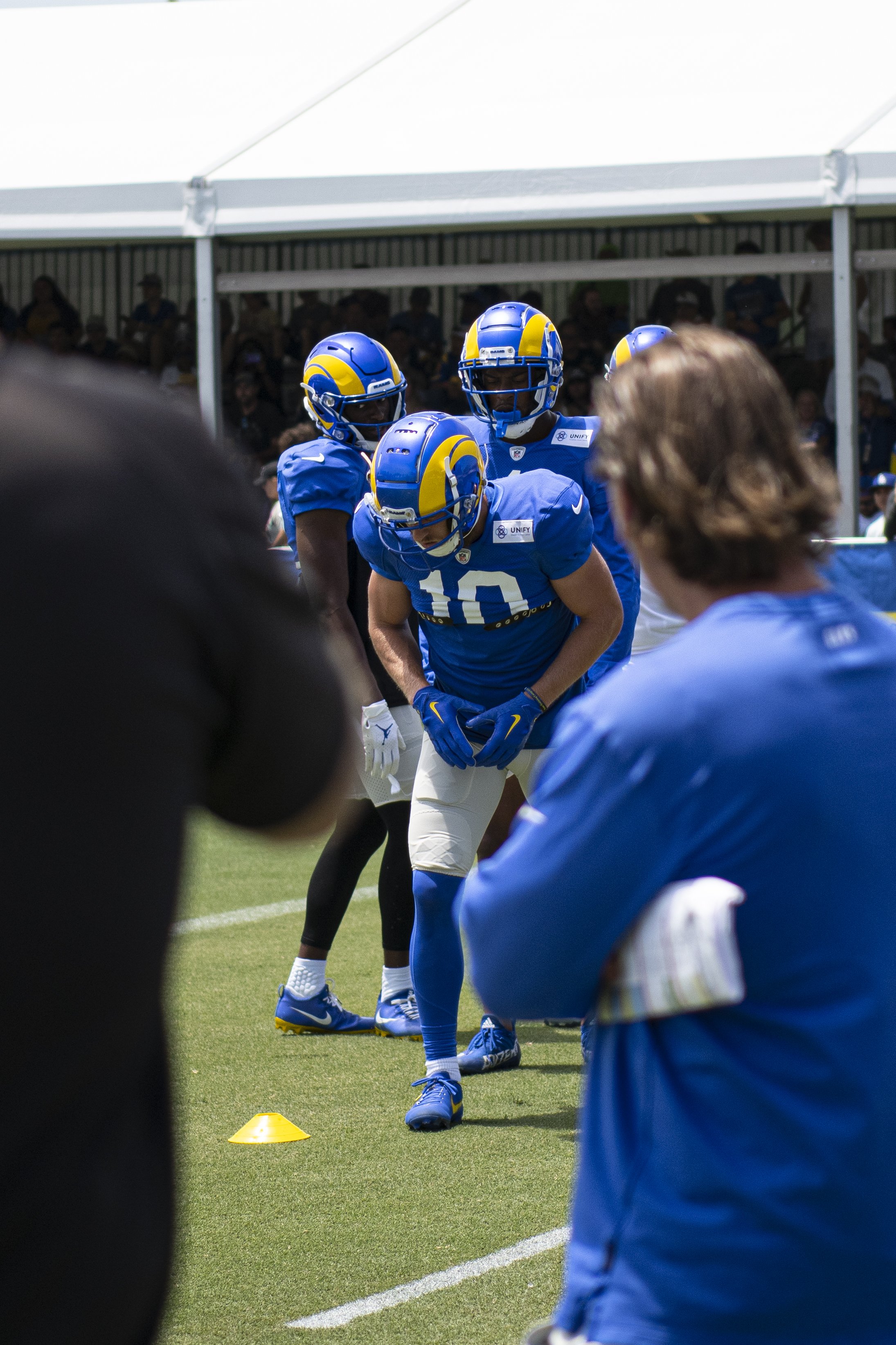  Cooper Kupp (10) lines up to start the receiver drills during the Rams first training camp for the 2022-23 season. (Jon Putman | The Corsair) 