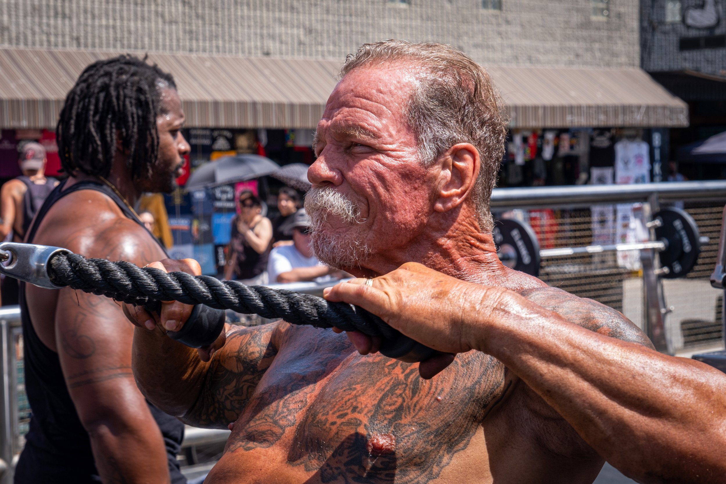  Competitors work out throughout the competition at the Venice Beach Recreation Center, in Venice, Calif. on Labor Day, Monday, September 5, 2022. (Anna Sophia Moltke | The Corsair) 