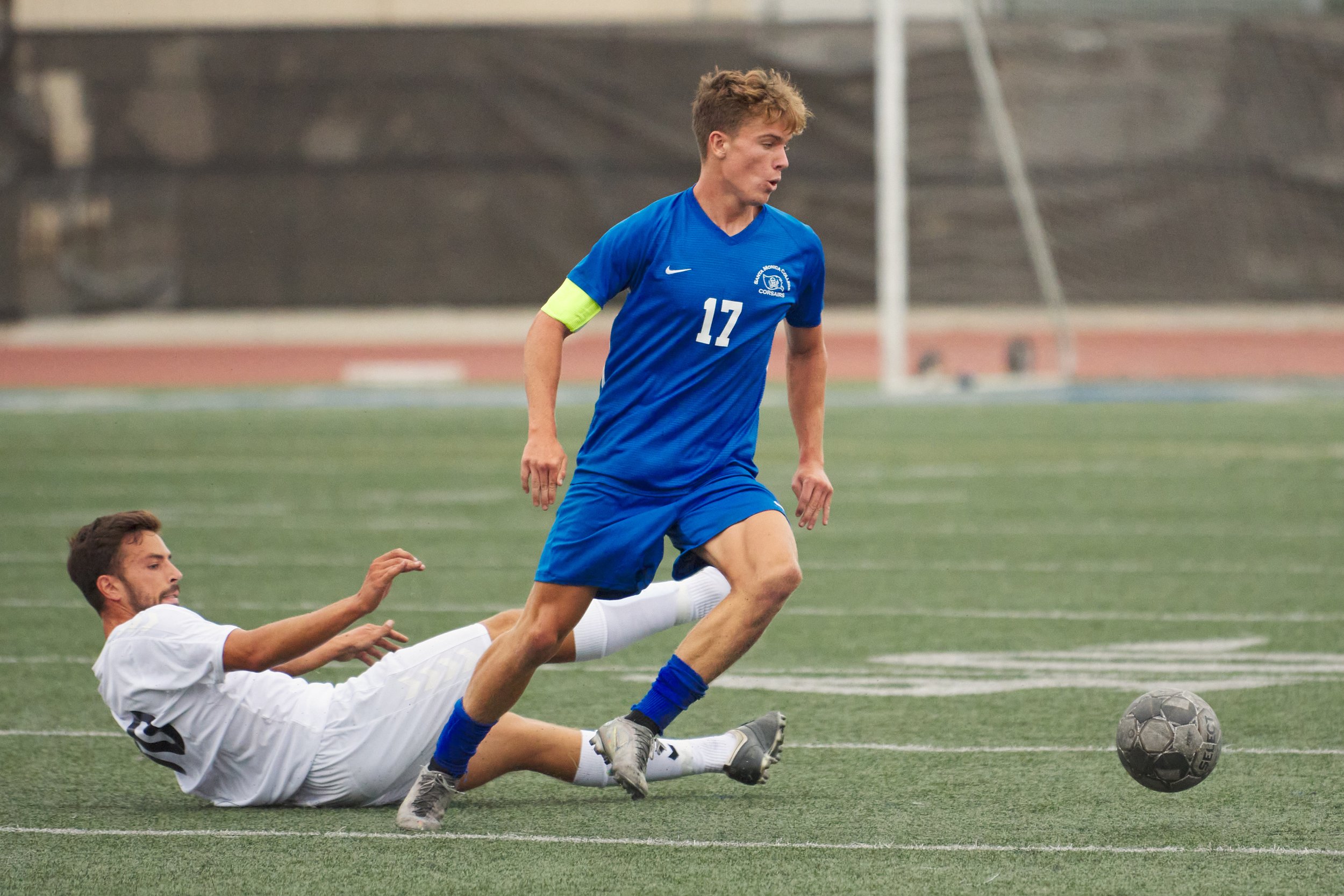  Taj Winnard (right), of the Santa Monica College Corsairs, and [PLAYER 30] (left), of the Los Angeles Harbor College Seahawks, during the men's soccer match on Friday, September, 9, 2022, at Corsair Field in Santa Monica, Calif . The Corsairs won 4-