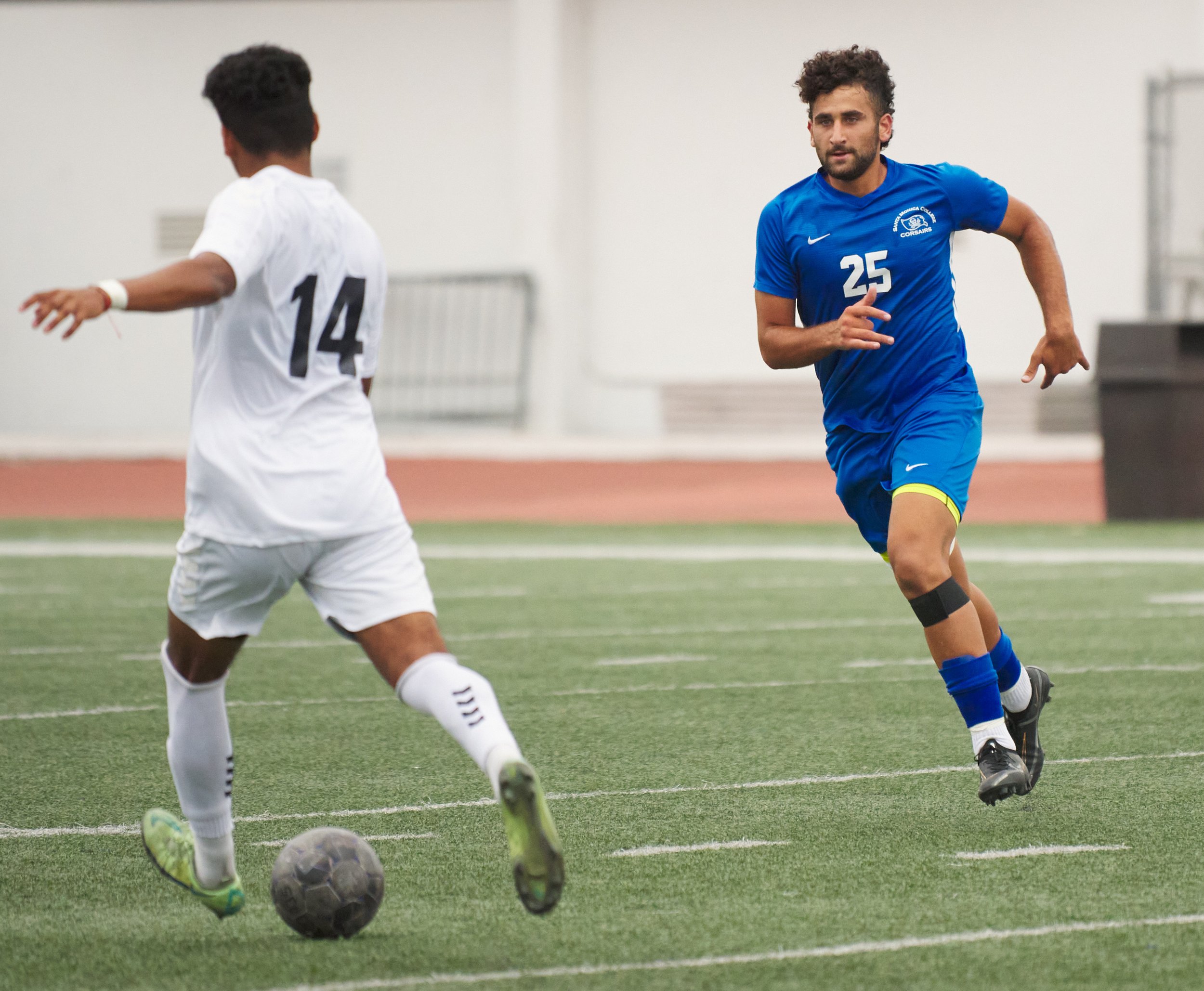  Adam Abou-Hamad (right), of the Santa Monica College Corsairs, and Edwin Gonzalez (left), of the Los Angeles Harbor College Seahawks, during the men's soccer match on Friday, September, 9, 2022, at Corsair Field in Santa Monica, Calif . The Corsairs