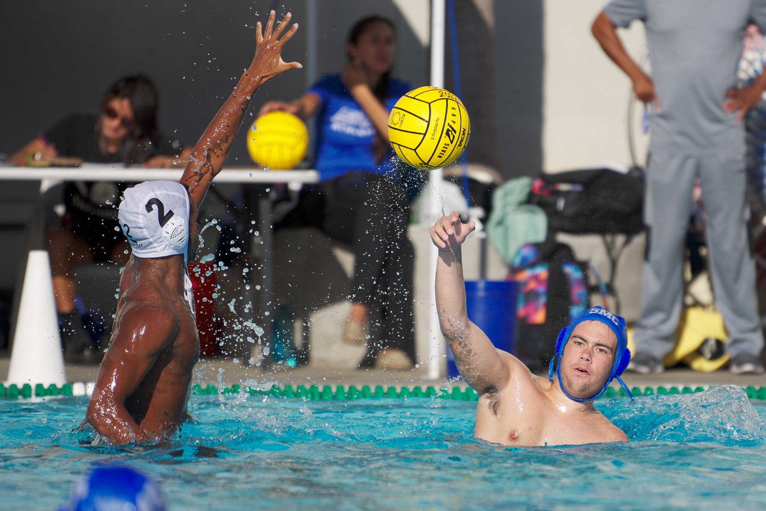  Santa Monica College Corsairs' Preston Halbert (right) and Los Angeles Valley College Monarchs' Santiago Bernal (left) during the men's water polo match on Wednesday, Sept. 28, 2022, at the SMC Aquatics Center in Santa Monica, Calif. The Corsairs lo