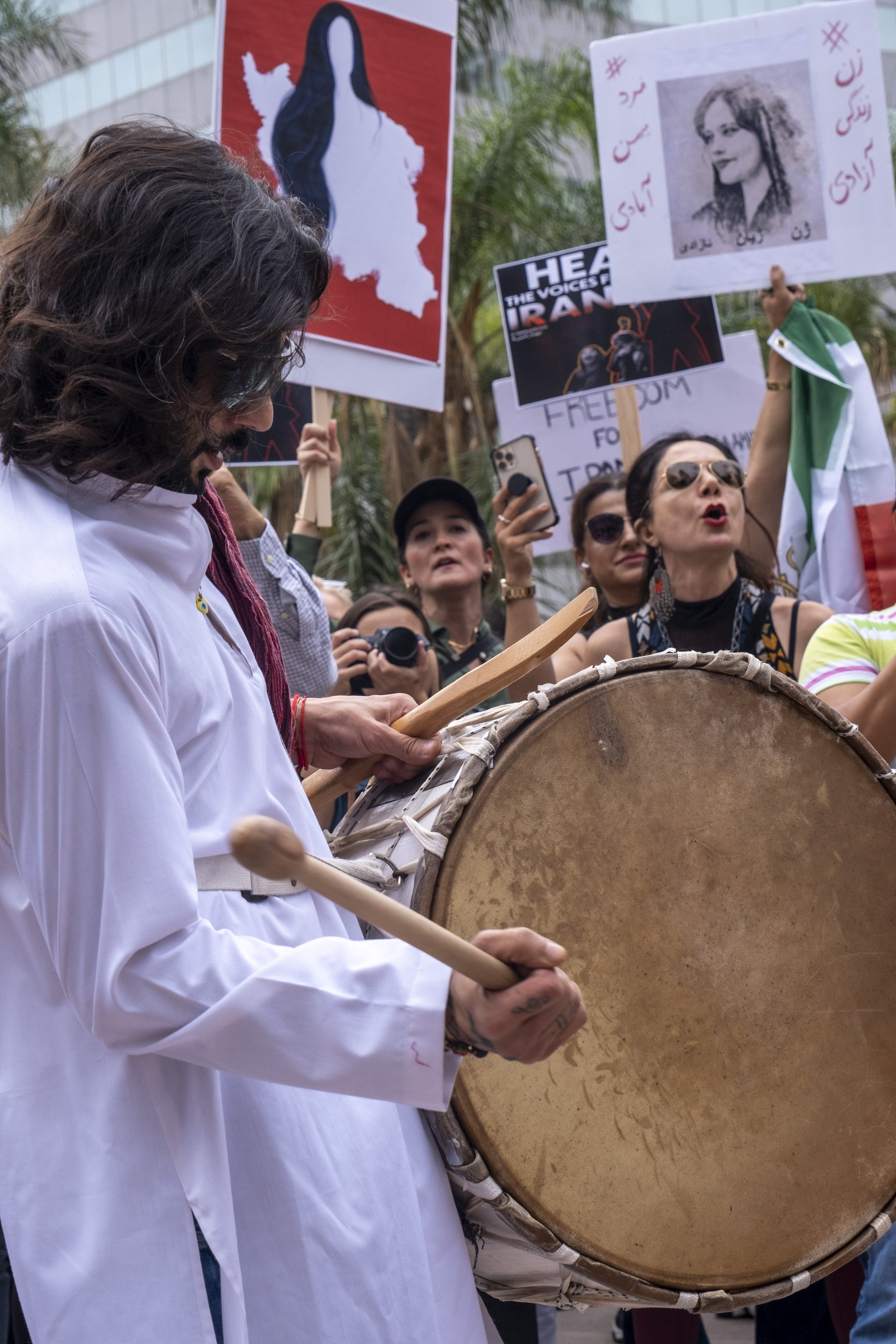  Drummers play in Pershing Square, as supporters chant for women’s freedoms. Freedom Rally for Iran on Saturday, October 1, Los Angeles, Calif. (Anna Sophia Moltke | The Corsair) 