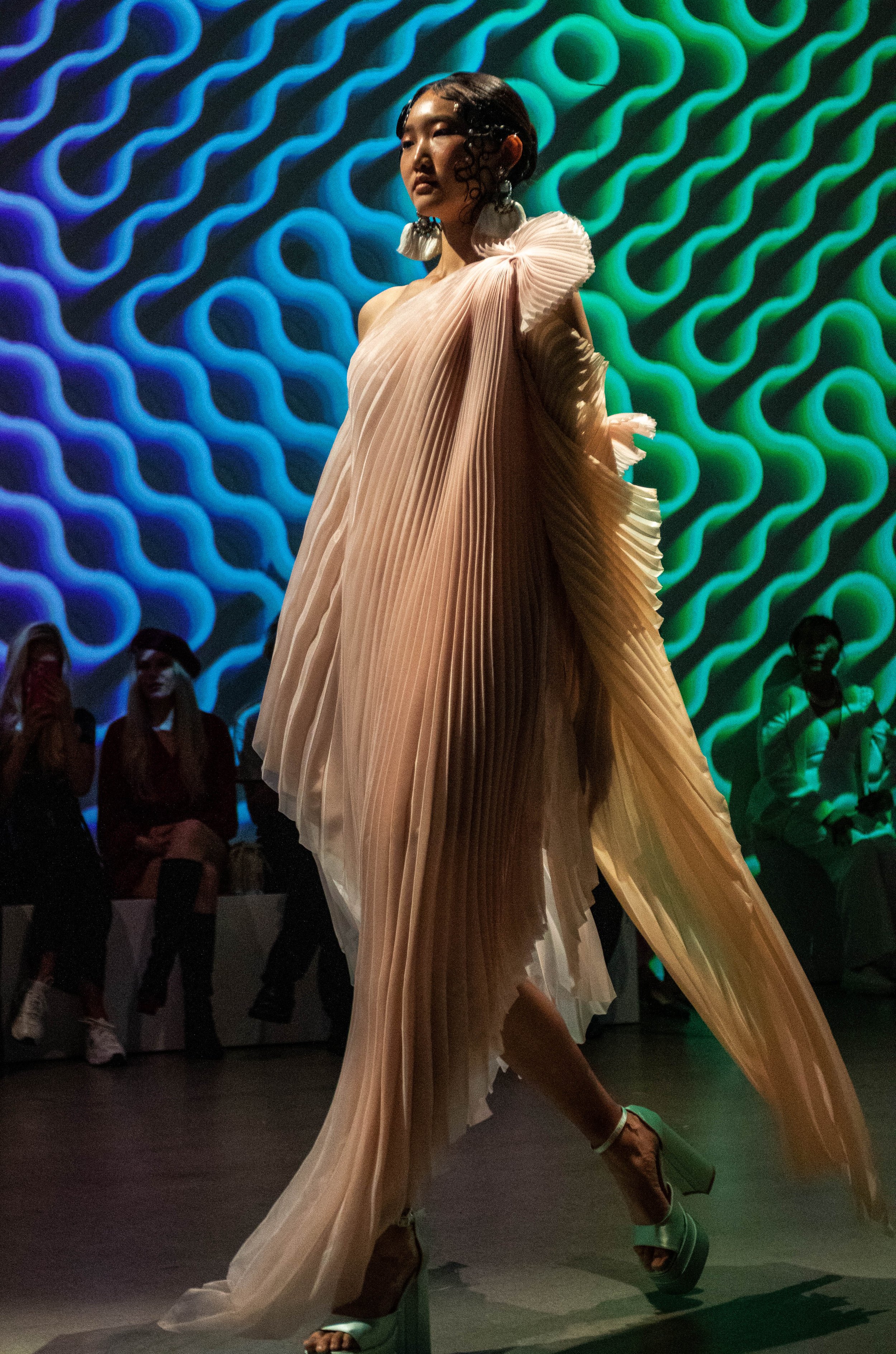  Model Shana Hu walks the runway for Francis Libiran's Spring/Summer 2023 Collection during the Los Angeles Fashion Week. Oct. 7, 2022. Los Angeles, CA. (Ee Lin Tsen | The Corsair) 