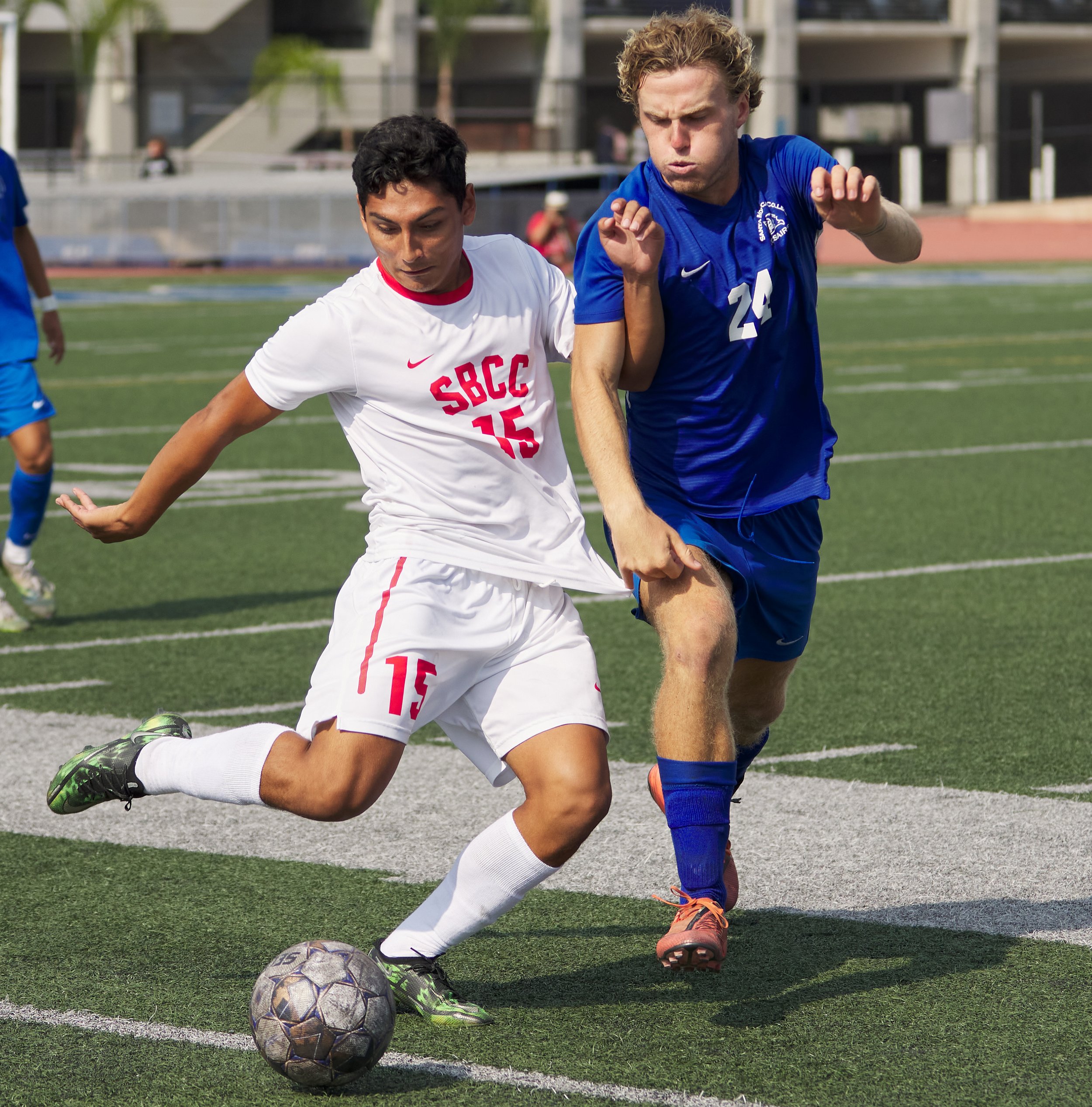  Santa Barbara City College Vaqueros' Jahir Valdez and Santa Monica College Corsairs' Alexander Lalor during the men's soccer match on Tuesday, October 11, 2022, at Corsair Field in Santa Monica, Calif. The Corsairs won 2-1. (Nicholas McCall | The Co