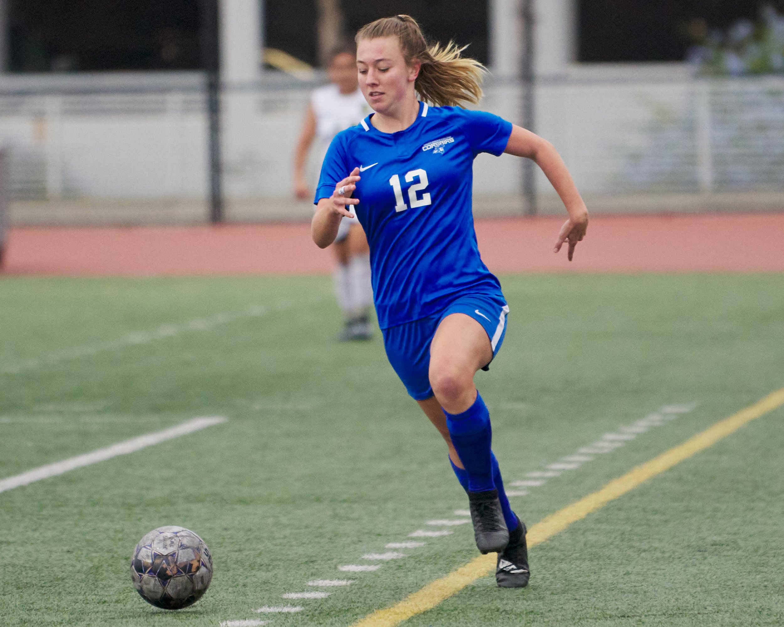  Santa Monica College Corsairs' Eden Hotch during the women's soccer match against the Los Angeles Valley College Monarchs on Tuesday, Nov. 1, 2022, at Corsair Field in Santa Monica, Calif. The Corsairs won 2-1. (Nicholas McCall | The Corsair) 