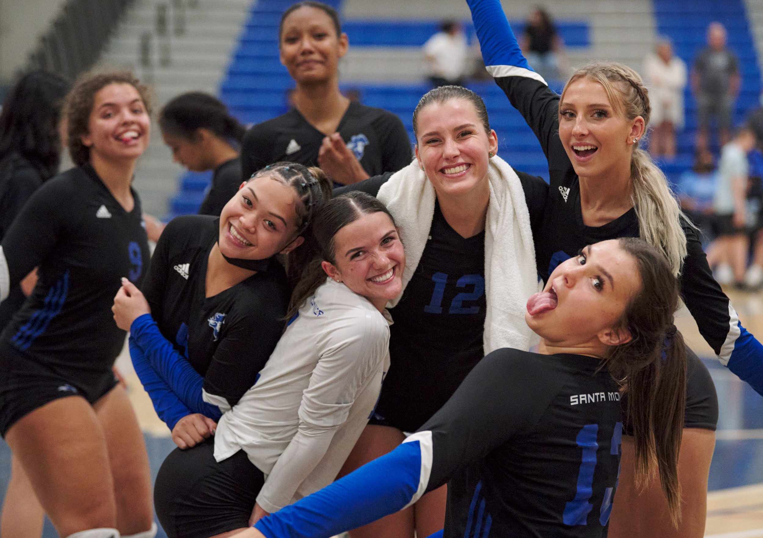  Members of the Santa Monica College Corsairs Women's Volleyball team ham it up for the camera during the match against the Bakersfield College Renegades on Wednesday, Sept. 28, 2022, at the Corsair Gym in Santa Monica, Calif. The Corsairs won 3-2. (