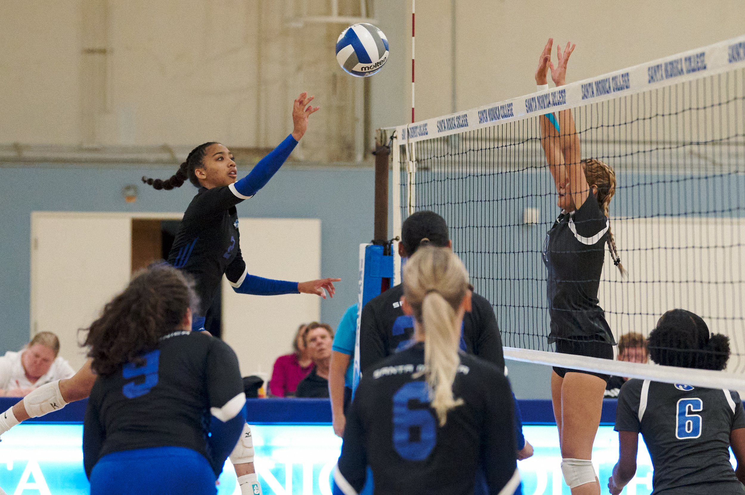  Santa Monica College Corsairs' Amaya Bernardo hits the ball past West Los Angeles College Wildcats' Tania Torres during the women's volleyball game on Wednesday, Oct. 26, 2022, at SMC Gym in Santa Monica, Calif. The Corsairs won 3-0. (Nicholas McCal