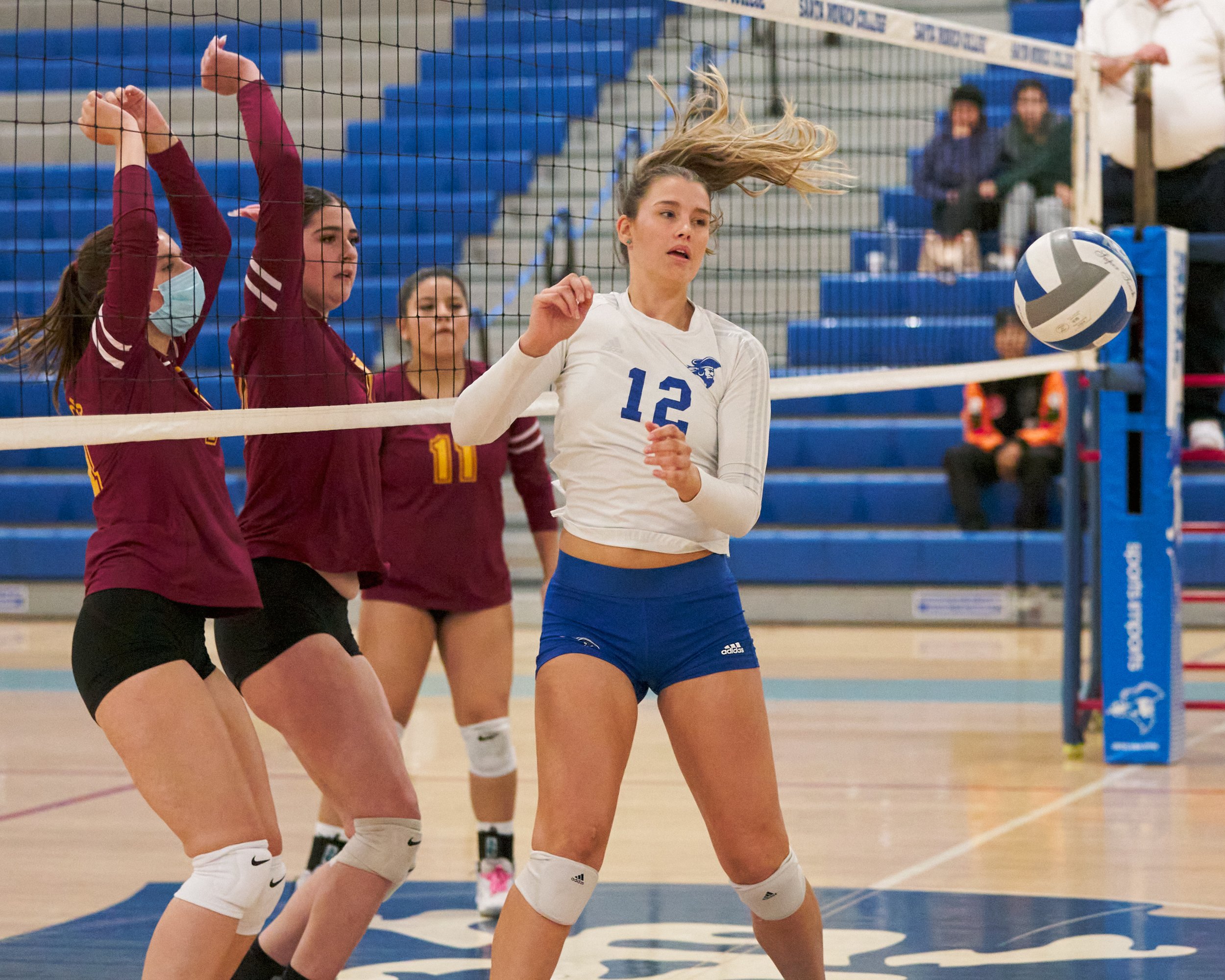  Glendale Community College Vaqueros' Katherine Marks and Bianca Hudson send the ball past Santa Monica College Corsairs' Mia Paulson during the women's volleyball match on Wednesday, Nov. 9, 2022, at SMC Gym in Santa Monica, Calif. The Corsairs won 