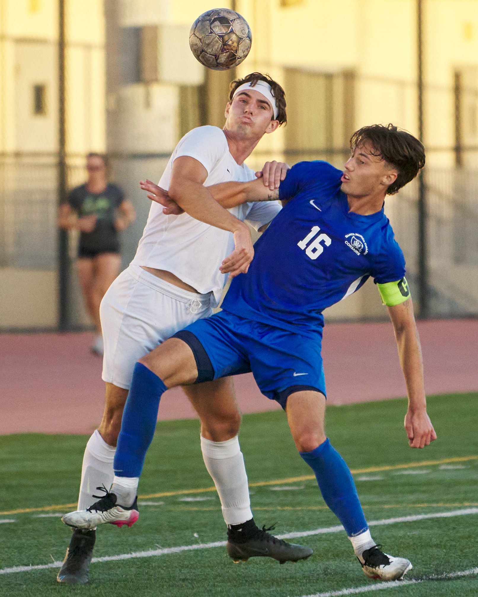  Moorpark College Raiders' Christian Bower and Santa Monica College Corsairs' Kyler Sorber during the men's soccer match on Tuesday, Oct. 25, 2022, at Corsair Field in Santa Monica, Calif. The Corsairs won 4-0. (Nicholas McCall | The Corsair) 