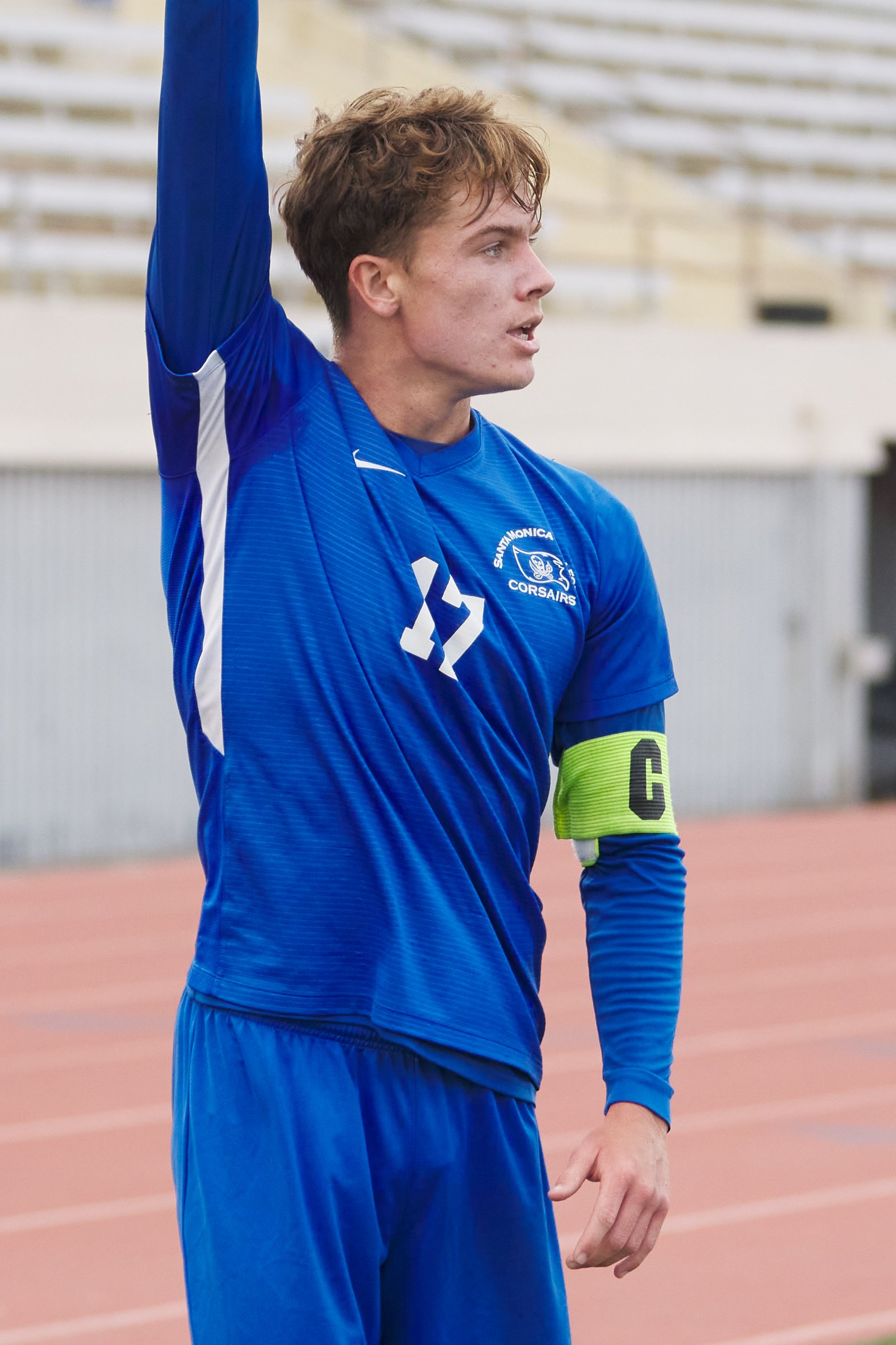  Santa Monica College Corsairs' Taj Winnard prepares for a corner kick during the men's soccer match against the Allan Hancock College Bulldogs on Tuesday, Nov. 8, 2022, at Corsair Field in Santa Monica, Calif. The Corsairs won 7-1. (Nicholas McCall 