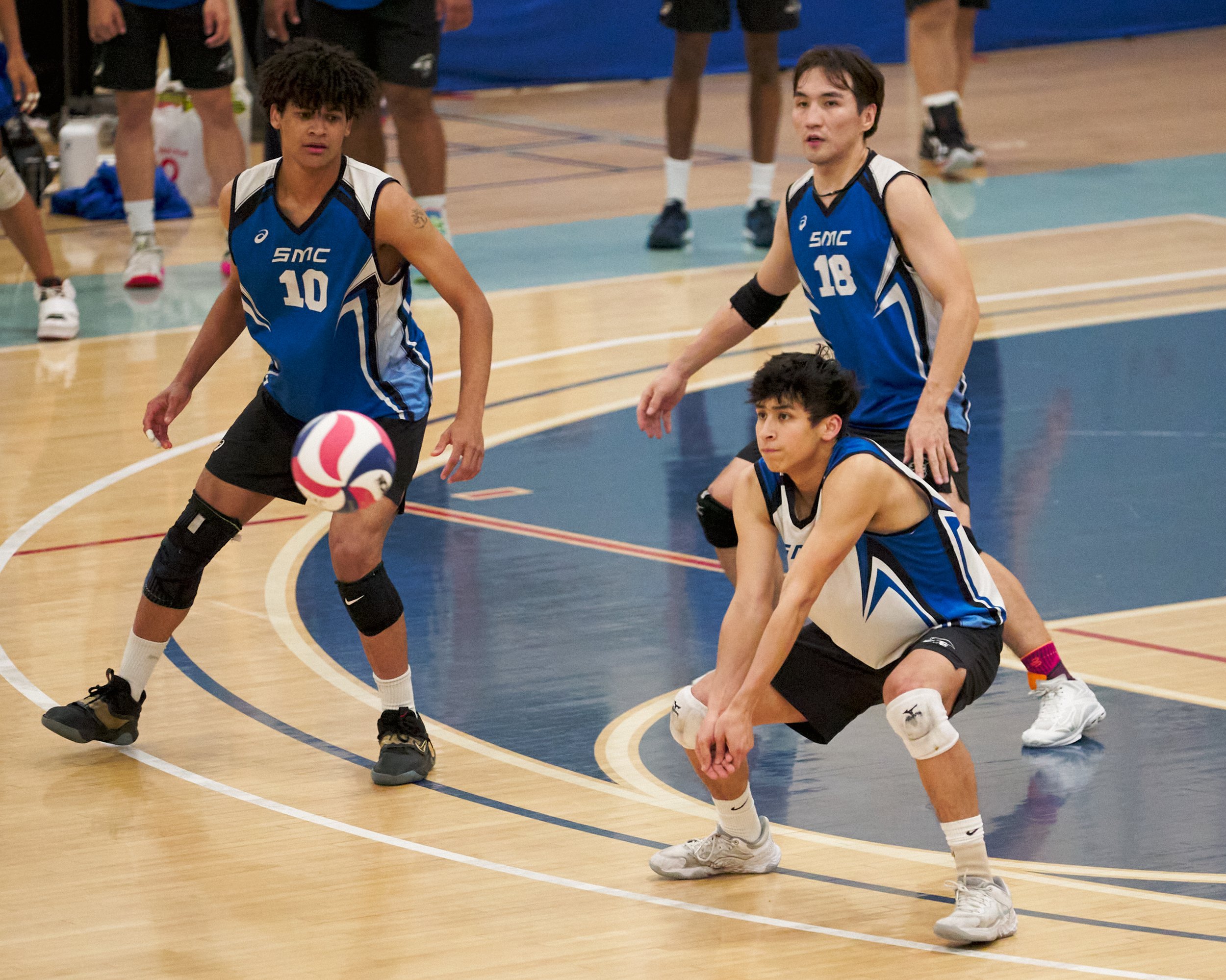  Santa Monica College Corsairs' Nate Davis, Javier Castillo (front right), and Enkhtur Tserendavaa (rear right) during the men's volleyball match against the Irvine Valley College Lasers on Friday, Feb. 24, 2023, at Corsair Gym in Santa Monica, Calif