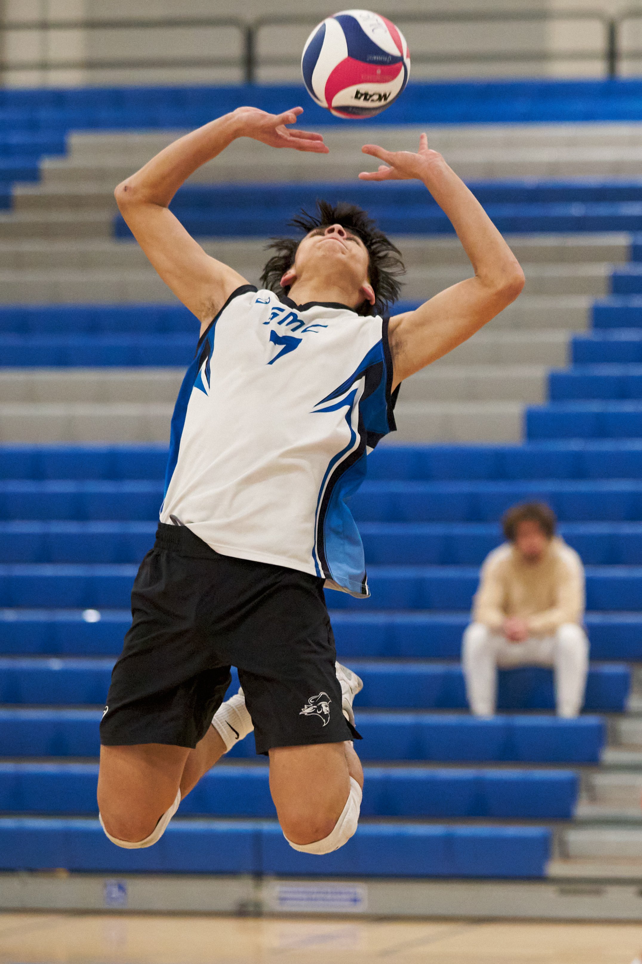  Santa Monica College Corsairs' Javier Castillo during the men's volleyball match against the Irvine Valley College Lasers on Friday, Feb. 24, 2023, at Corsair Gym in Santa Monica, Calif. The Corsairs Lost 3-1. (Nicholas McCall | The Corsair) 