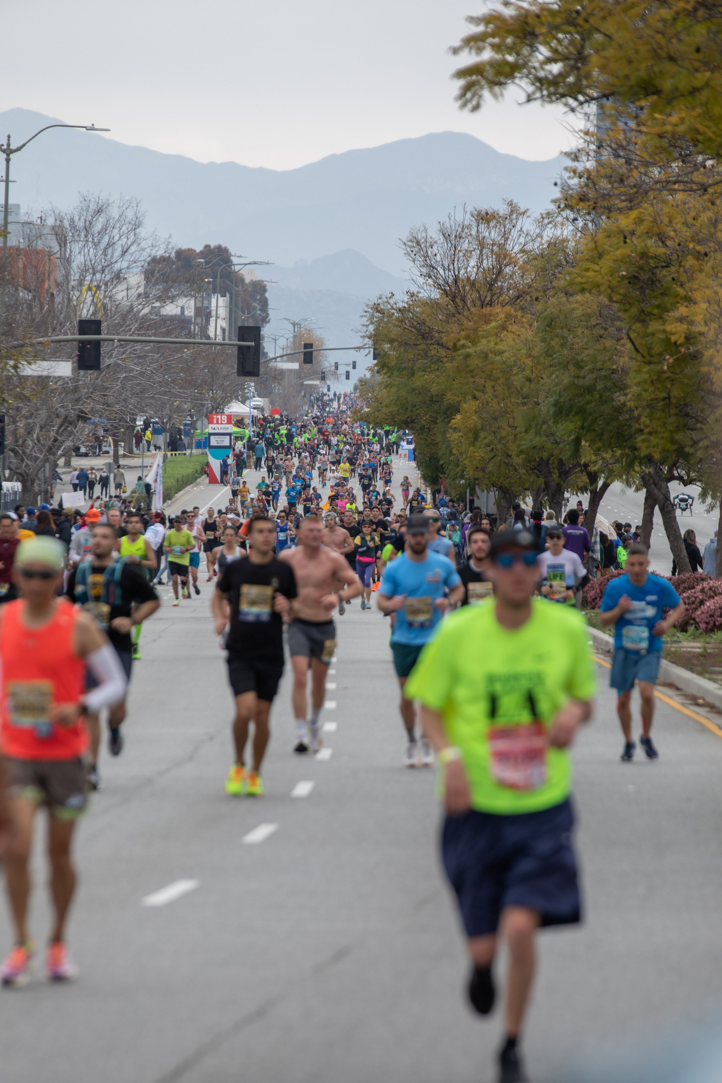  Hundreds of runners come down Santa Monica Blvd. passing by Century City area during the 39th Annual L.A. Marathon. Sunday, March 19, 2023. Los Angeles, Calif. (Jorge Devotto | The Corsair) 