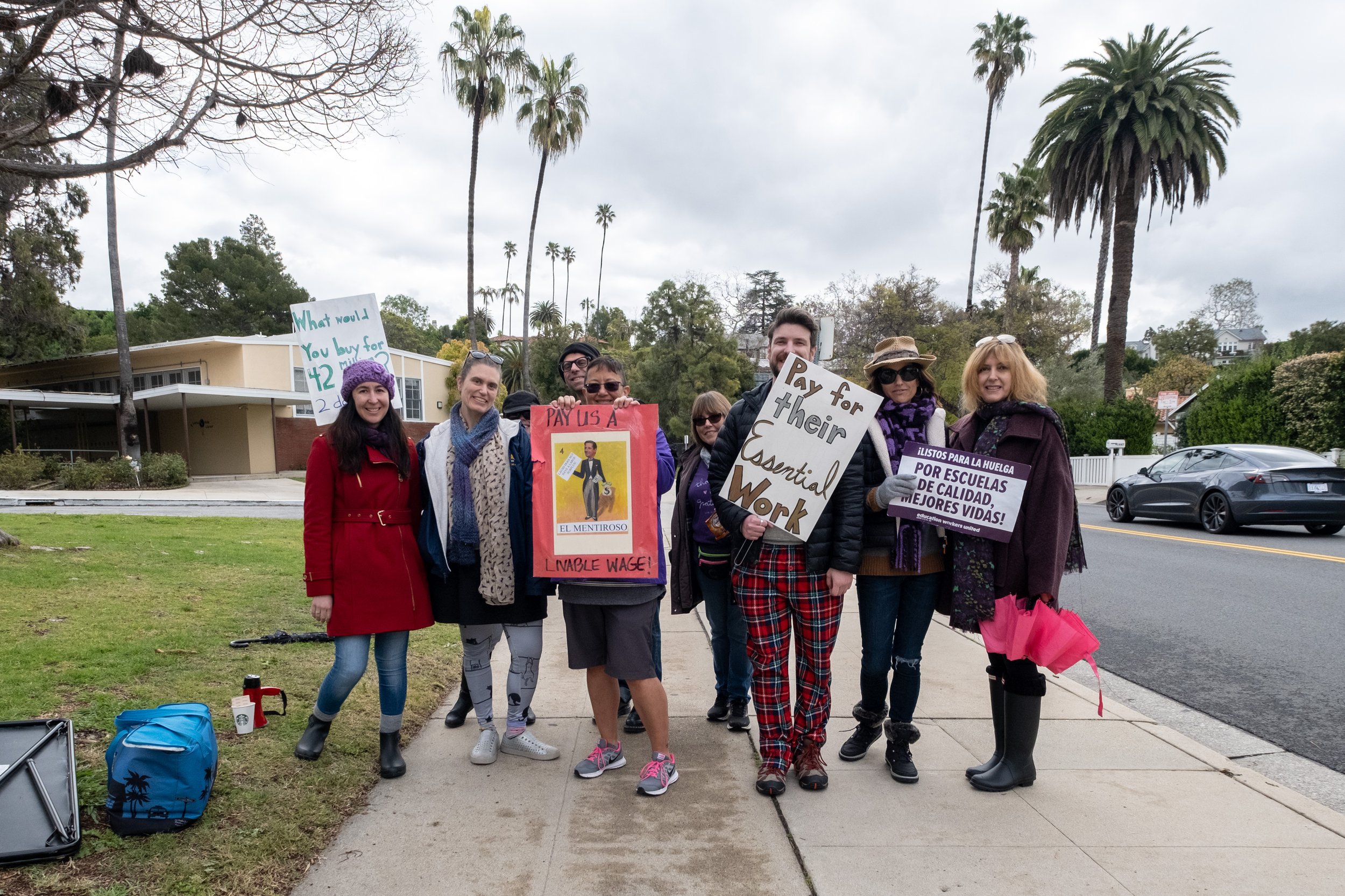 Teachers and staff in front of Paul Revere Charter Middle School in Los Angeles, Calif. Thursday, March 23, 2023, on the third day of the strike supporting the Service Employees International Union, Local 99 (SEIU). (Akemi Rico | The Corsair) 