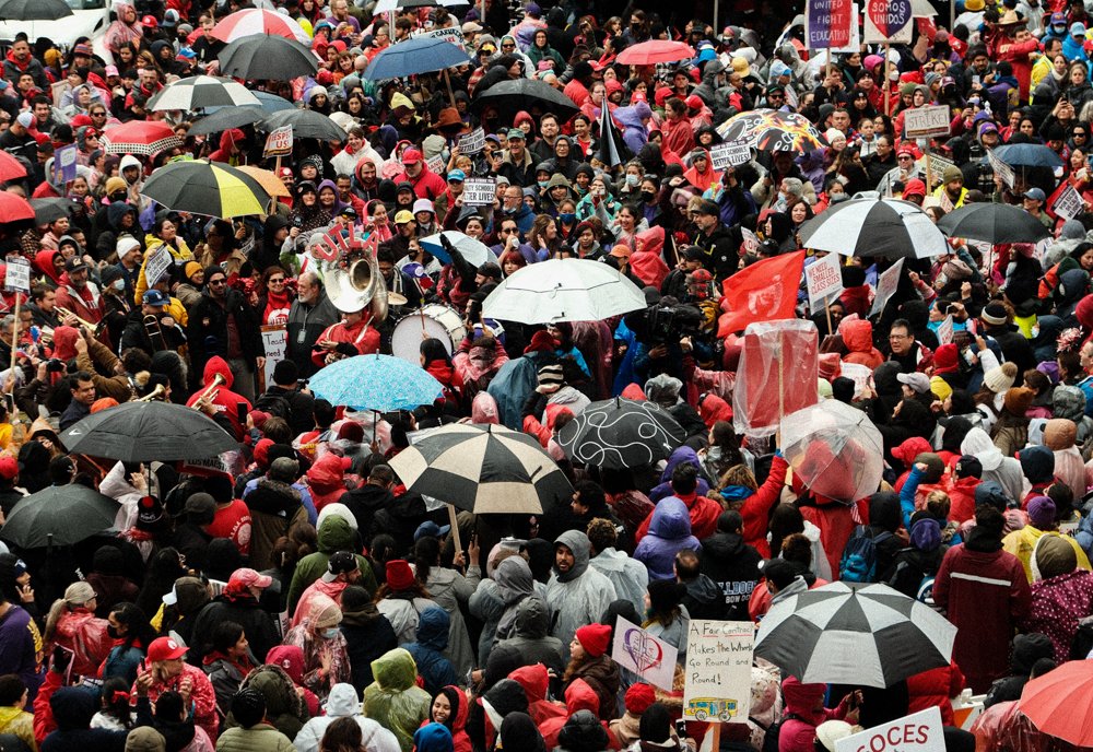  Hundreds of people showed up to the United Teachers Los Angeles(UTLA) rally in support of teachers demanding greater benefits and increase pay outsdie the Los Angeles Unified School District on Tue. March 21 at Los Angeles, Calif. (Danilo Perez | Th