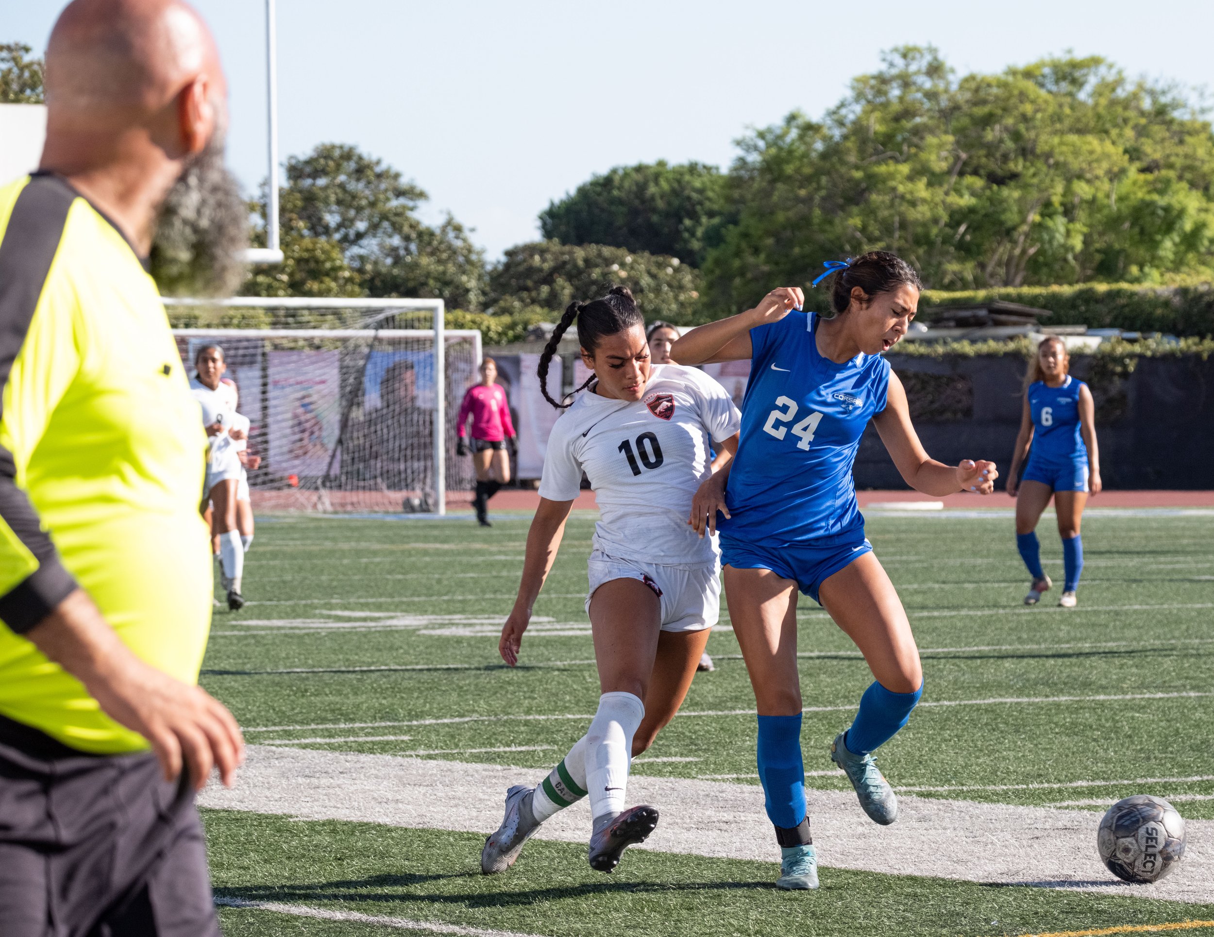  LA Pierce midfielder Victoria Castro(10) rying to get the ball away from Santa Monica College defender Mika Brenner during their match on Tue. Sept. 12 on Corsair Field at Santa Monica, Calif. (Danilo Perez | The Corsair) 