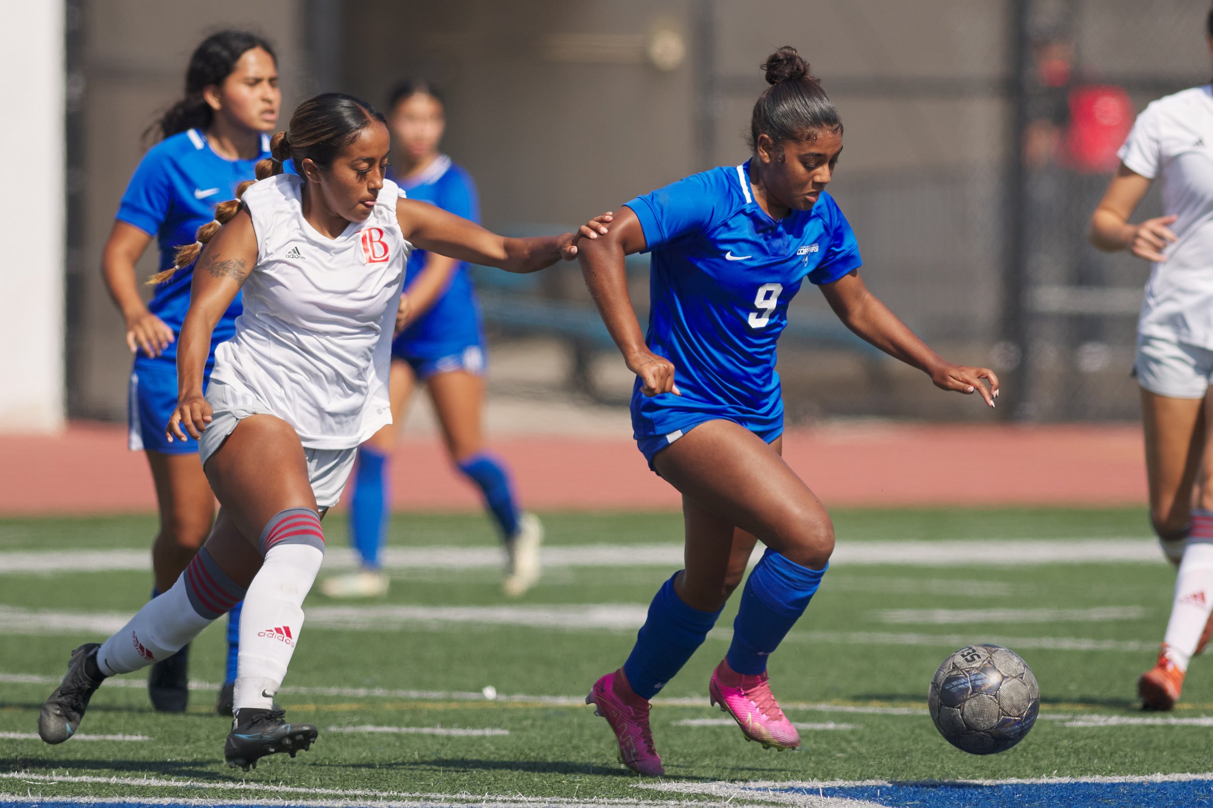  Long Beach City College Vikings' Melanie Guerrero and Santa Monica College Corsairs' Amarah Martinez during the women's soccer match on Friday, Sept. 15, 2023, at Corsair Field in Santa Monica, Calif. The Corsairs tied 0-0. (Nicholas McCall | The Co