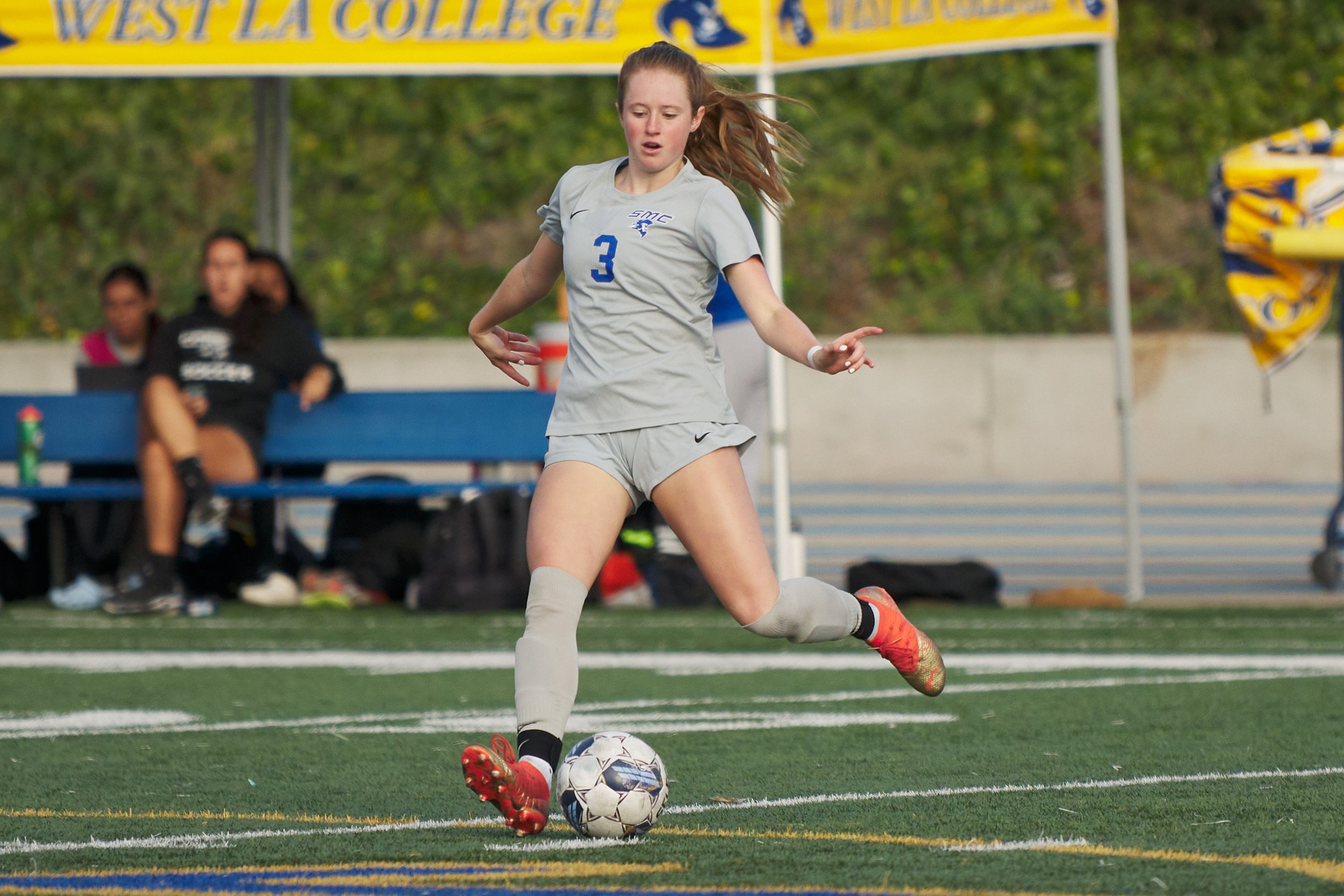  Santa Monica College Corsairs' defender Izzy Turner during the women's soccer match against the West Los Angeles College Wildcats on Friday, Sept. 29, 2023, at Wildcat Stadium in Los Angeles, Calif. The Corsairs won 5-0. (Nicholas McCall | The Corsa