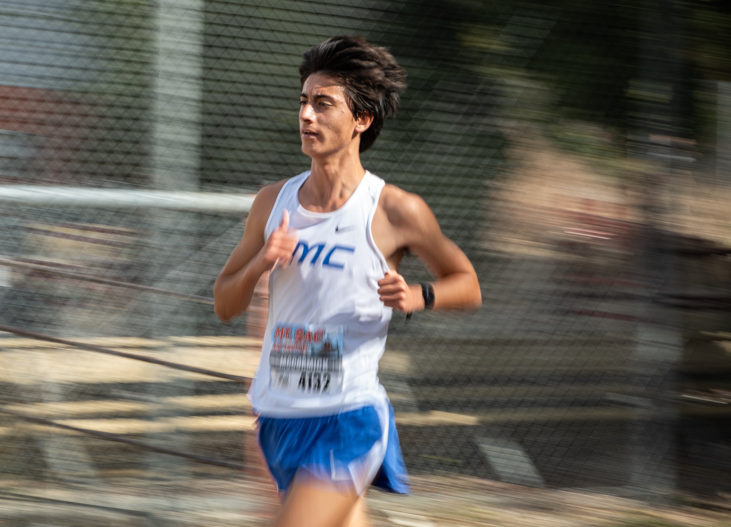  Colin McCormick running his third mile at MT. SAC Cross Country Invitational on Friday, Oct 13 at MT. SAC in Walnut, Calif. (Danilo Perez | The Corsair) 