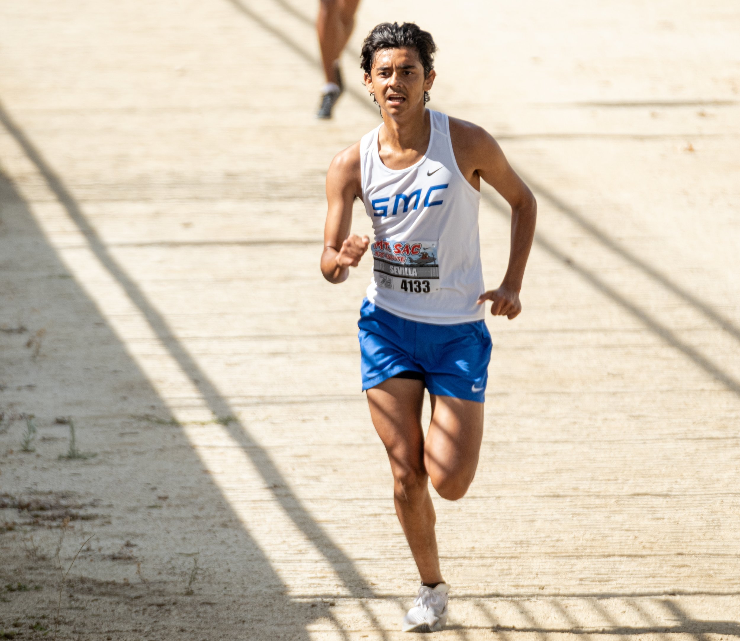 Jose Sevilla running towards the finish line at the MT. SAC Cross Country Invitational on Friday, Oct 13 at MT. SAC in Walnut, Calif. (Danilo Perez | The Corsair) 