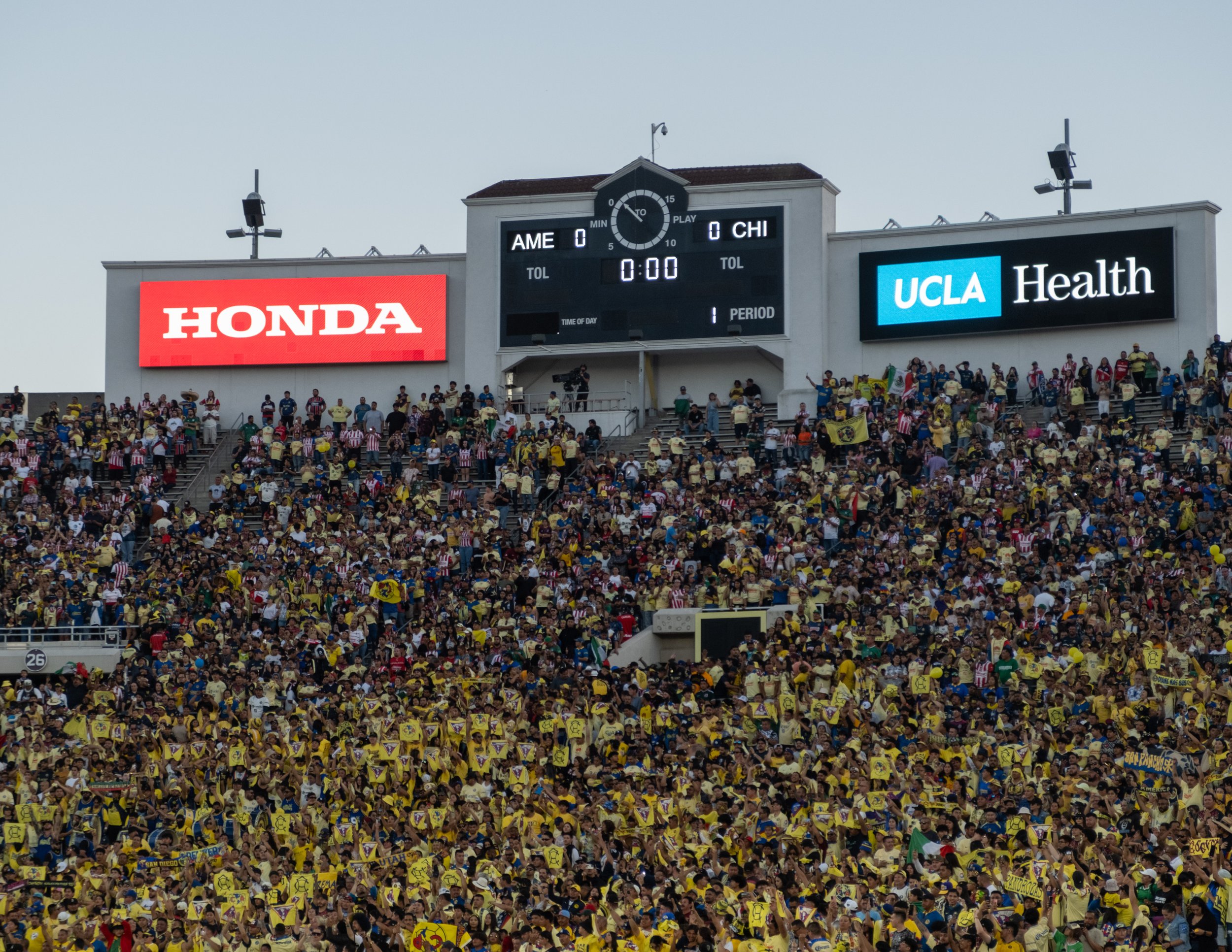  Club America fans crowding the bottom half of the stadium at the Rose Bowl in Pasadena, Calif. on Sunday, Oct. 15. (Danilo Perez | The Corsair) 