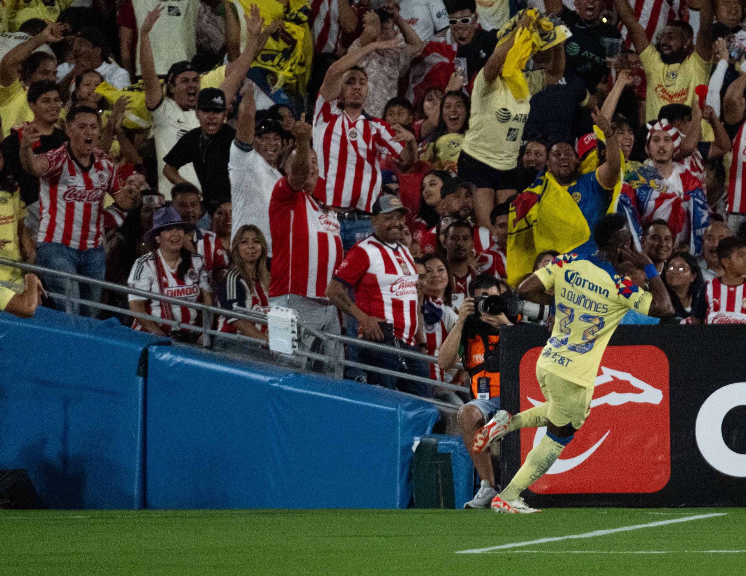  Club America centre-forward Julian Quinones celebrating the goal that gave them the lead against C.D. Guadalajara at the Rose Bowl in Pasadena, Calif. on Sunday, Oct. 15. (Danilo Perez | The Corsair) 