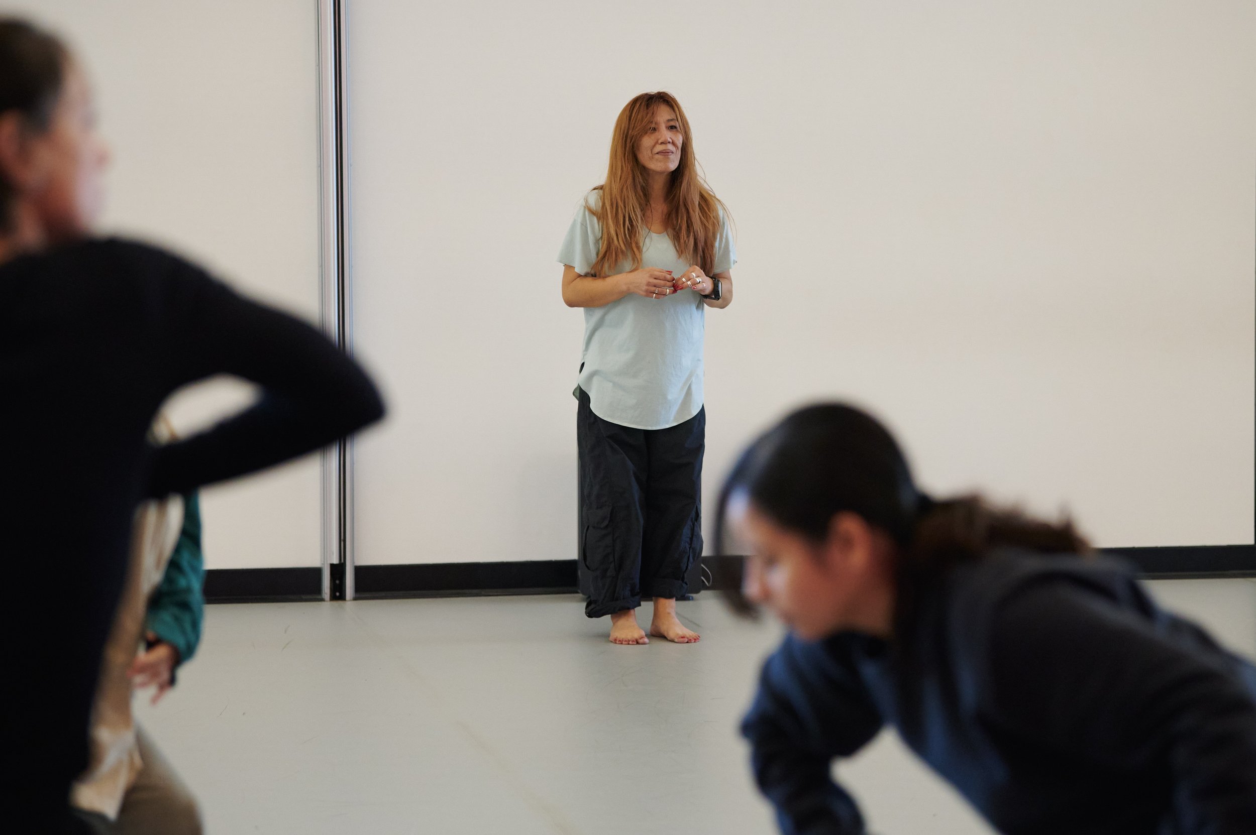  Holly Johnston watches students dance during her master class at Santa Monica College's Core Performance Center on Thrusday, Oct. 26, 2023, in Santa Monica, Calif. (Nicholas McCall | The Corsair) 