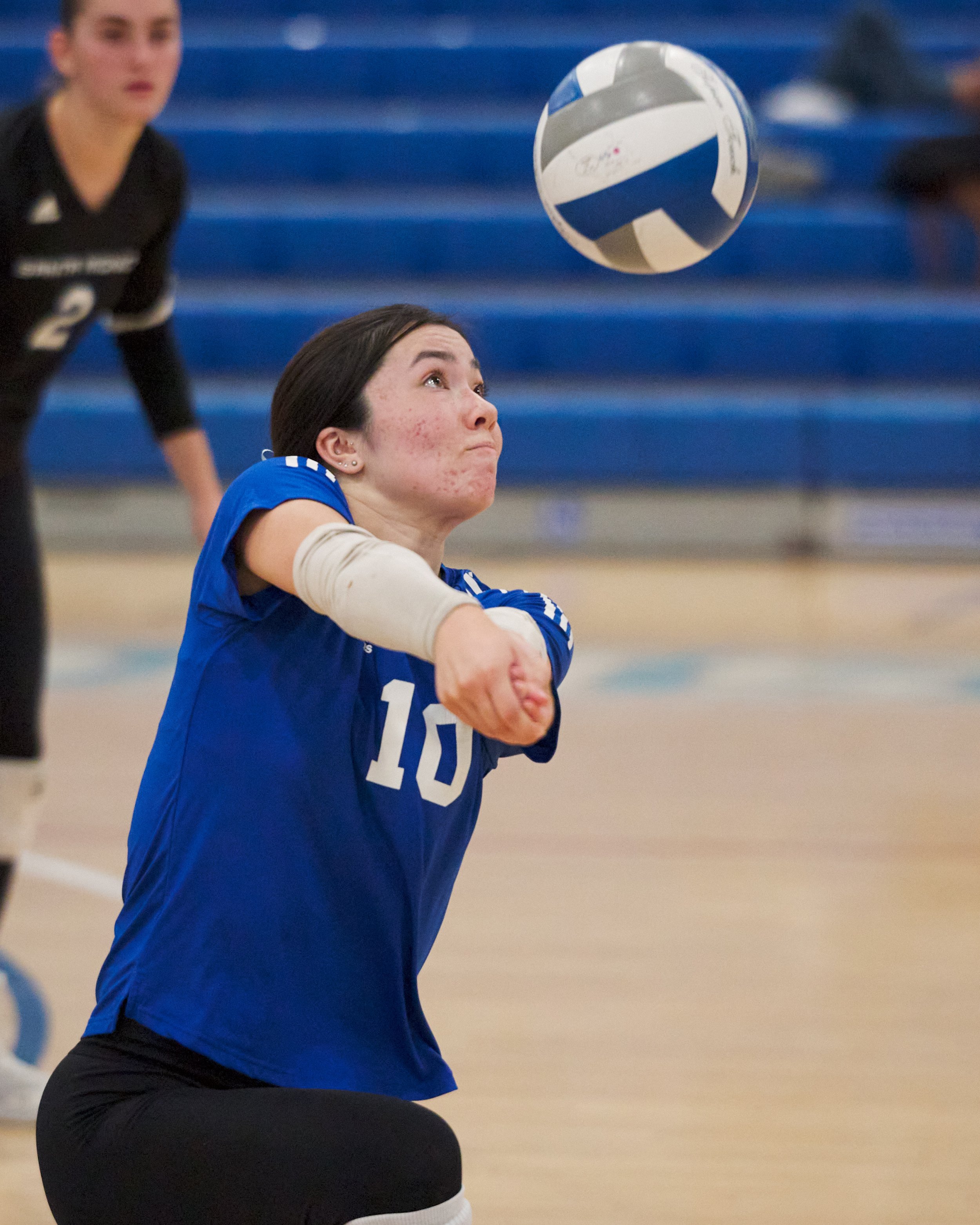  Santa Monica College Corsairs libero Sophia Odle bumps the ball during the women's volleyball match against the Bakersfield College Renegades on Wednesday, Nov. 1, 2023, at Corsair Gym in Santa Monica, Calif. The Corsairs won 3-2. (Nicholas McCall |