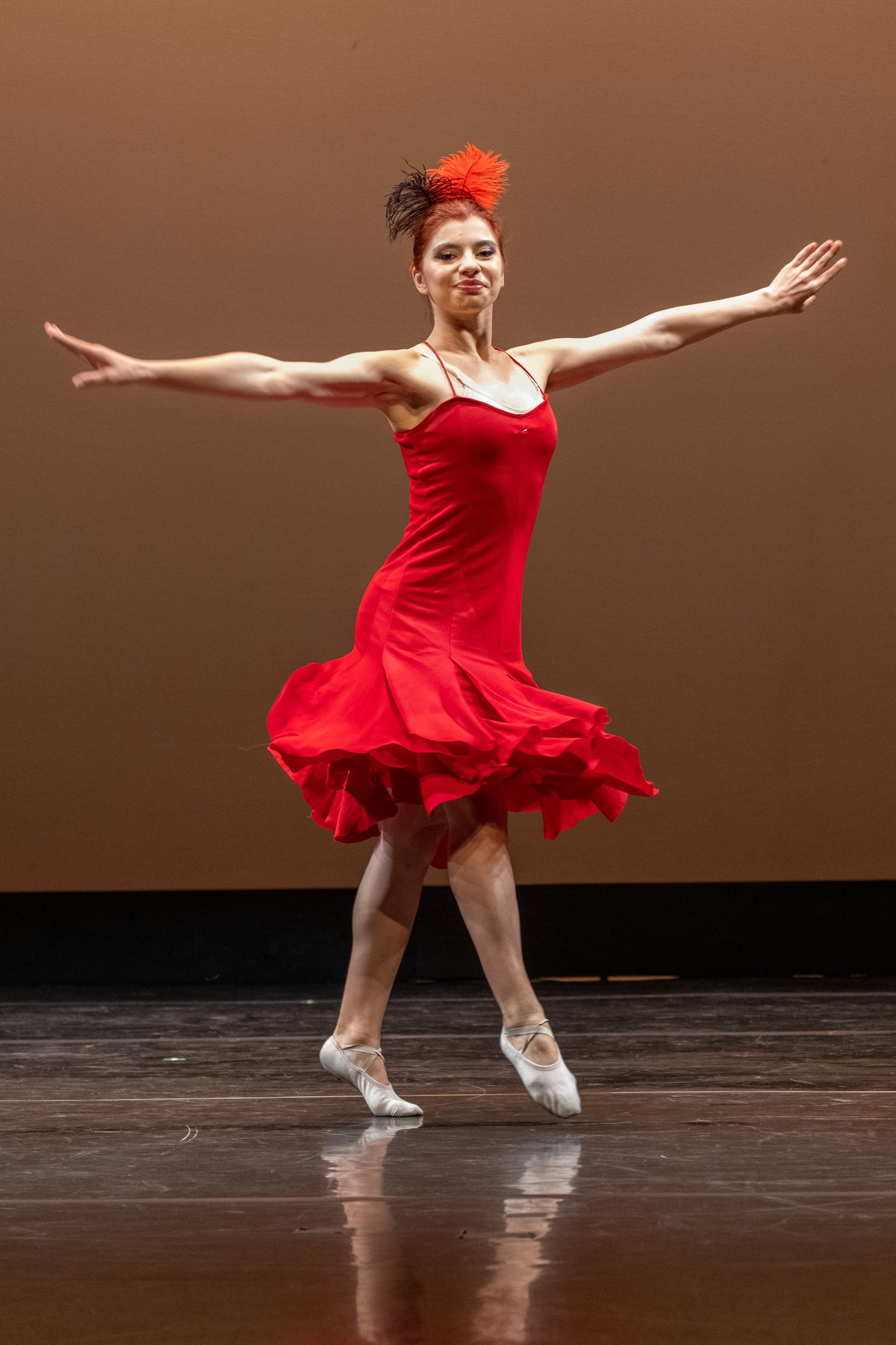  Santa Monica College student Angelina Roychenko performs a French contemporary ballet at the dress rehearsal for Global Motion on stage at BroadStage in Santa Monica, Calif. on Wednesday, Nov. 15, 2023. (Akemi Rico | The Corsair) 