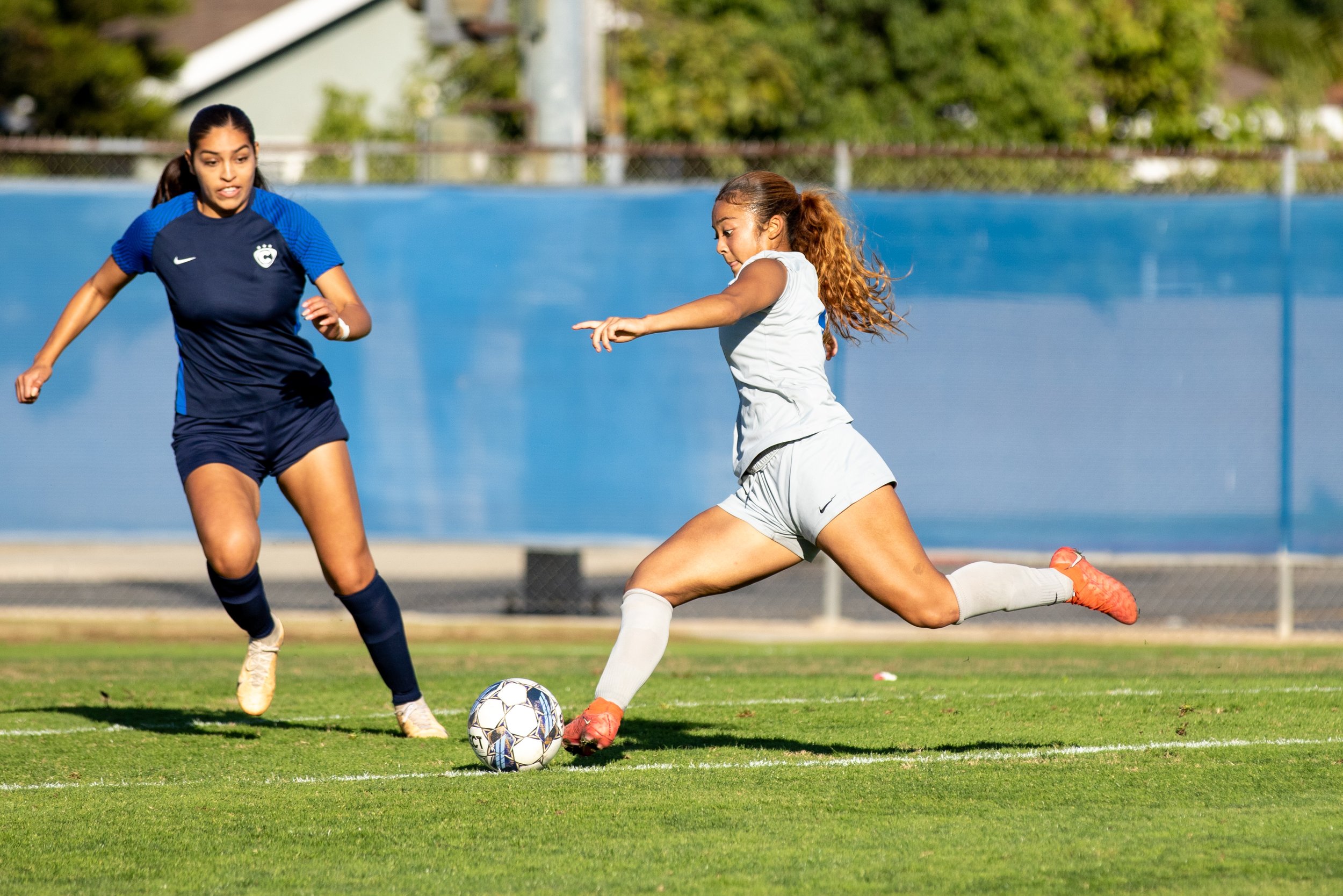  Santa Monica Corsairs' forward Tia Lucas (6) about to kick the ball during the women's soccer match on Saturday, Nov. 25, 2023 at Cypress College in Cypress, Calif.  (Akemi Rico | The Corsair) 