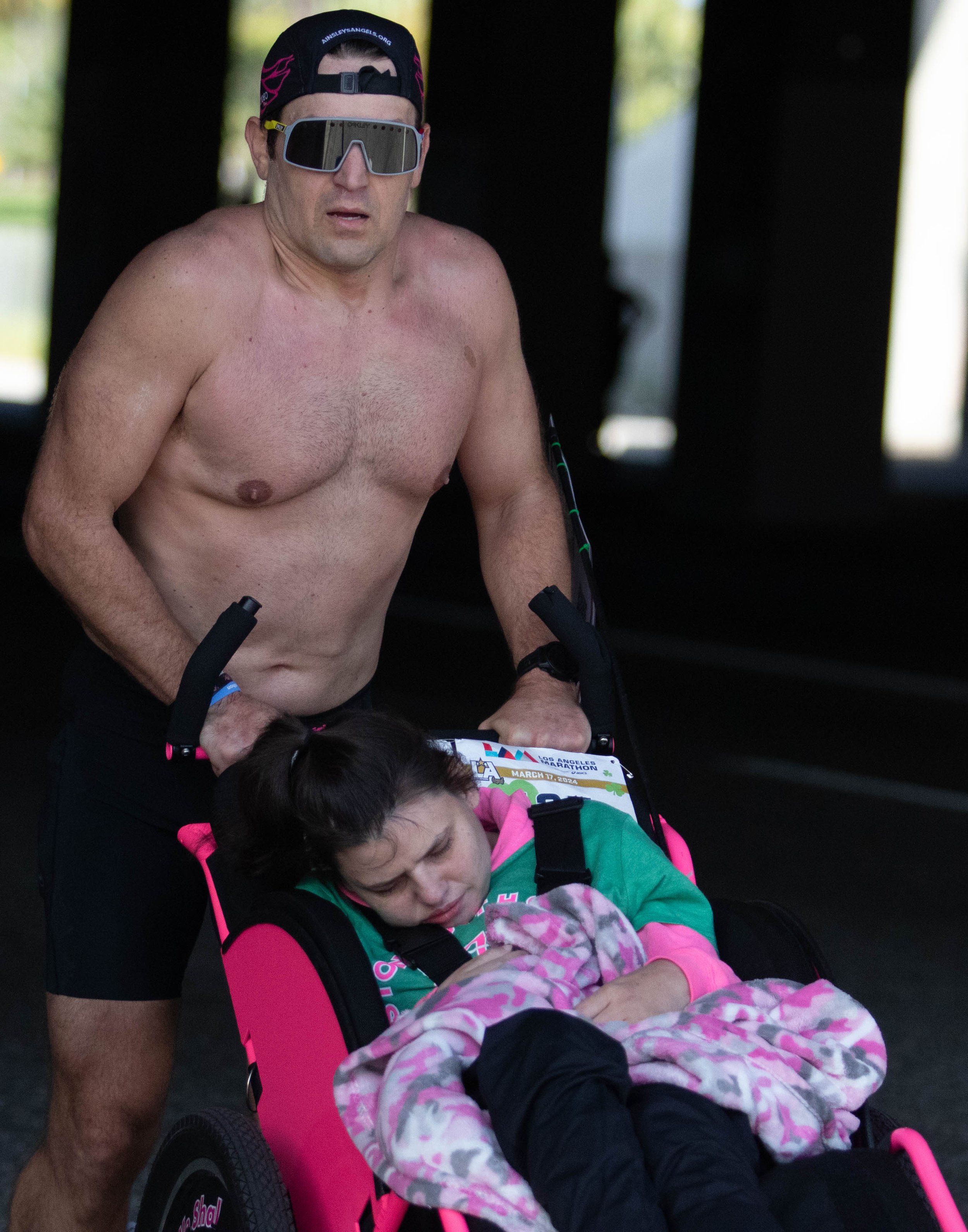  Austin Ray and Melissa Dayton participated in the Los Angeles Marathon in Sepulveda, Calif. on Sunday, March 17, 2024. (Karen Lopez | The Corsair) 