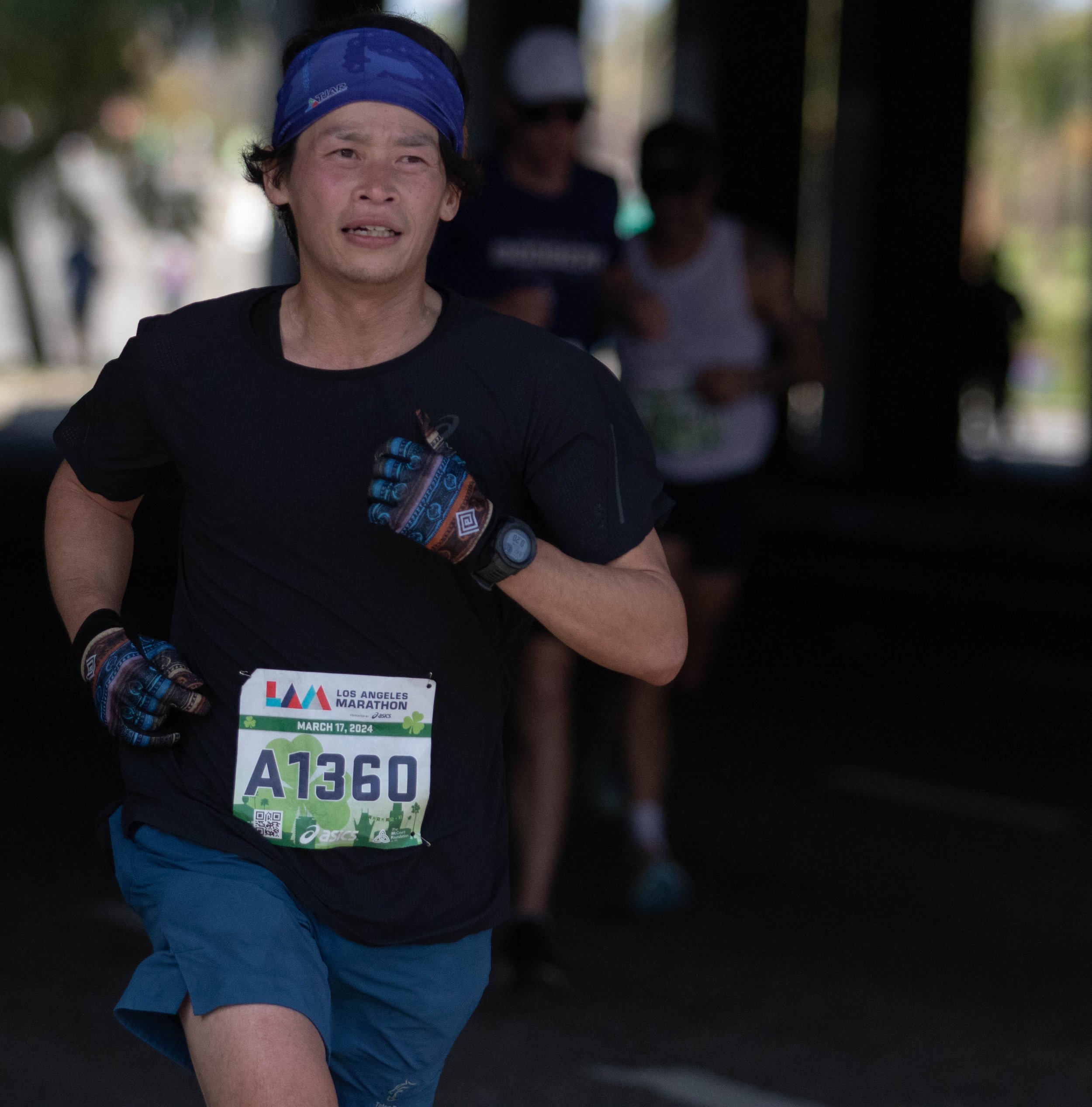  A continuious runner of Los Angeles (LA) Marathon  Kyosuke Takahashi ran the LA Marathon in Sepulveda, Calif. on Sunday, March 17, 2024. (Karen Lopez | The Corsair) 
