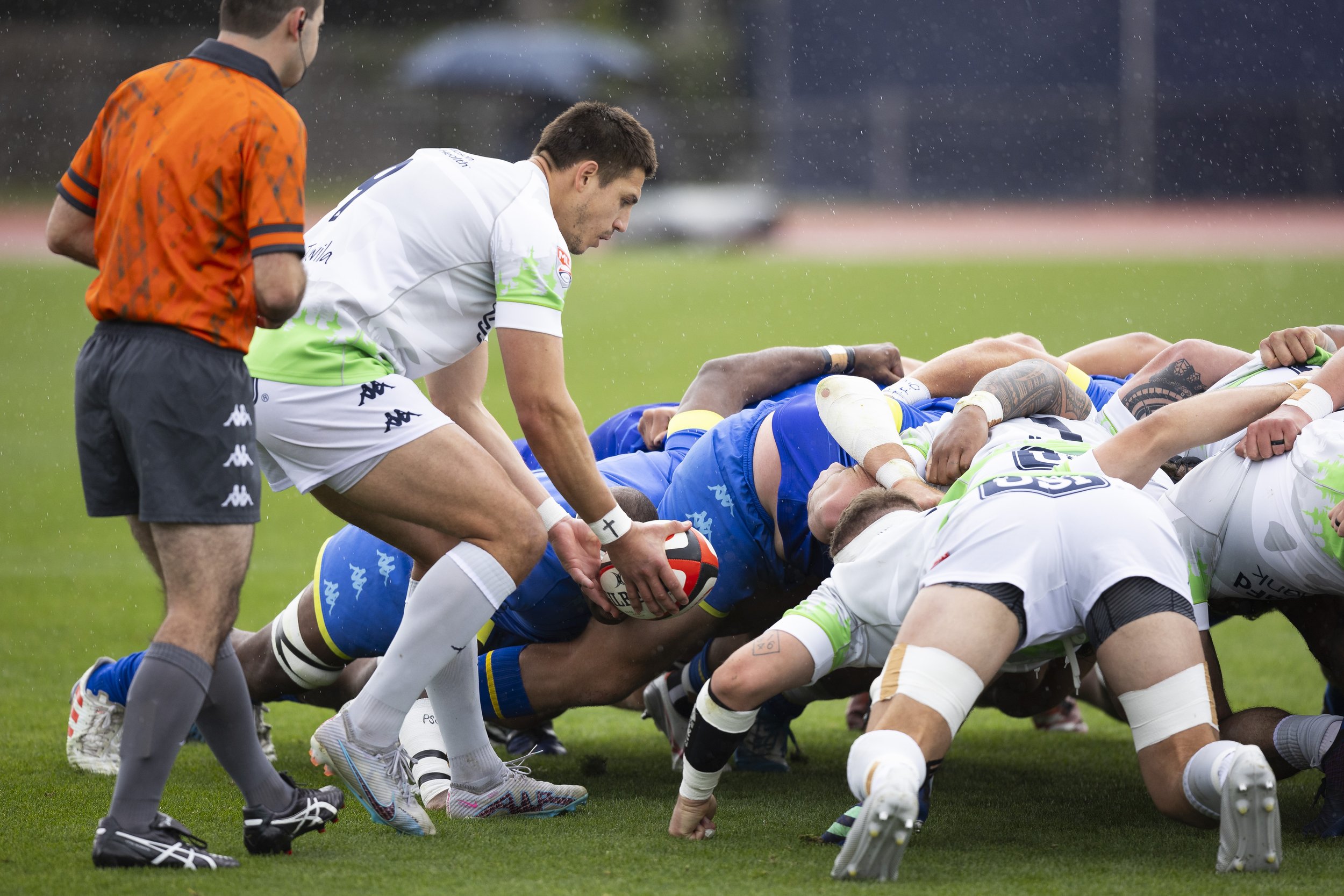  Seattle Seawolves scrum half Juan-Philip Smith introduces the ball into the scrum in the first half of a game against Rugby Football Club Los Angeles at the Dignity Health Sports Park Track & Field Stadium, in Carson, Calif., on Sunday, April 15, 20