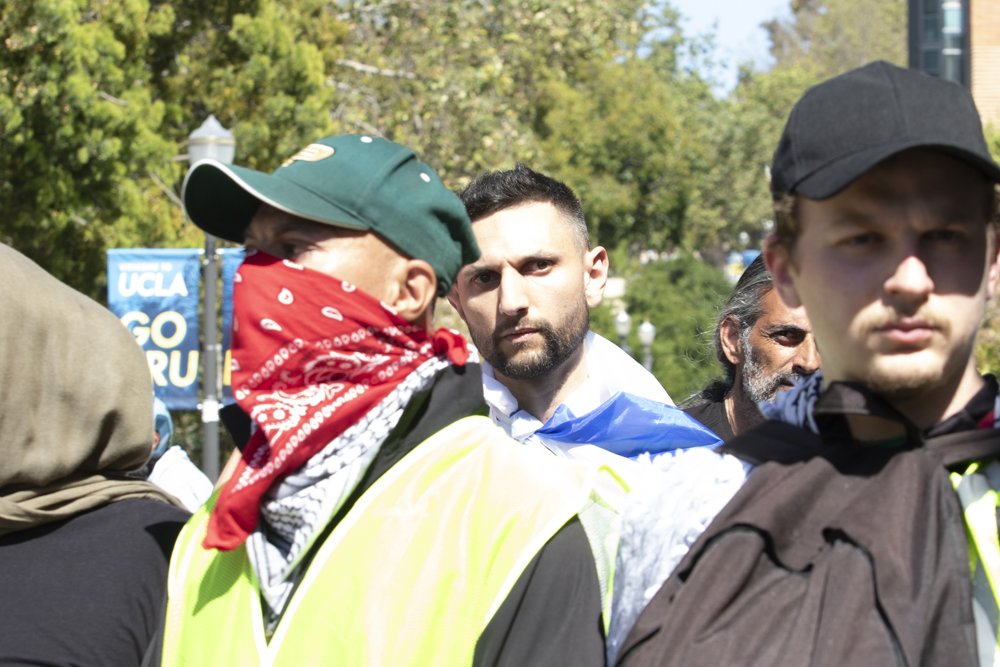  David a Pro-Israel demonstrator being blocked by Pro-Palestine demonstrators at a Pro-Palestine rally on the campus of The University of California, Los Angeles on Sunday April 28, 2024, Los Angeles, Calif. ( Laurel Rahn | The Corsair ) 