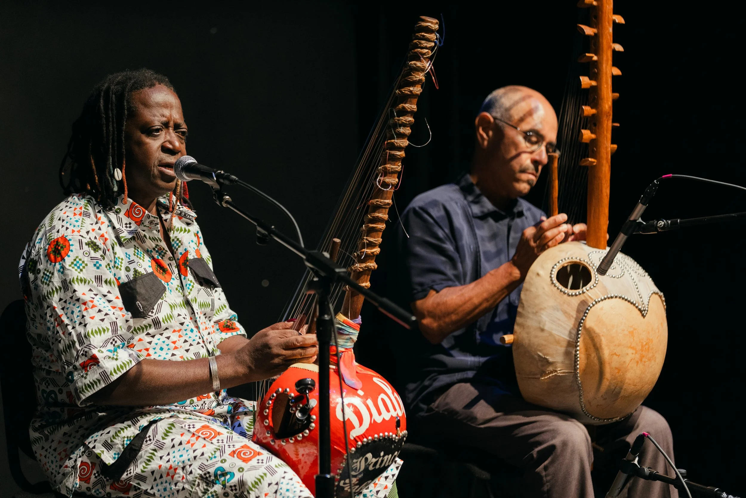  Prince Diabatè - a griot, or traditional storyteller, musician, and poet from Guinea, West Africa - performed Thursday, Sept. 19, 2024 at the SMC Performing Arts Center, Santa Monica, Calif. Prince Diabatè was accompanied by Professor of Music, Ric 