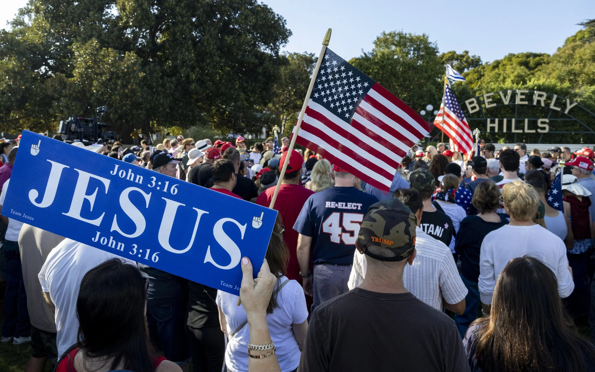 People gather for a vigil for Charlie Kirk held by the Beverly Hills Freedom Rally, a rightwing activist group, on Sunday, Sept 14, 2025, in Beverly Hills, Calif.(Jake Crandall | The Corsair)