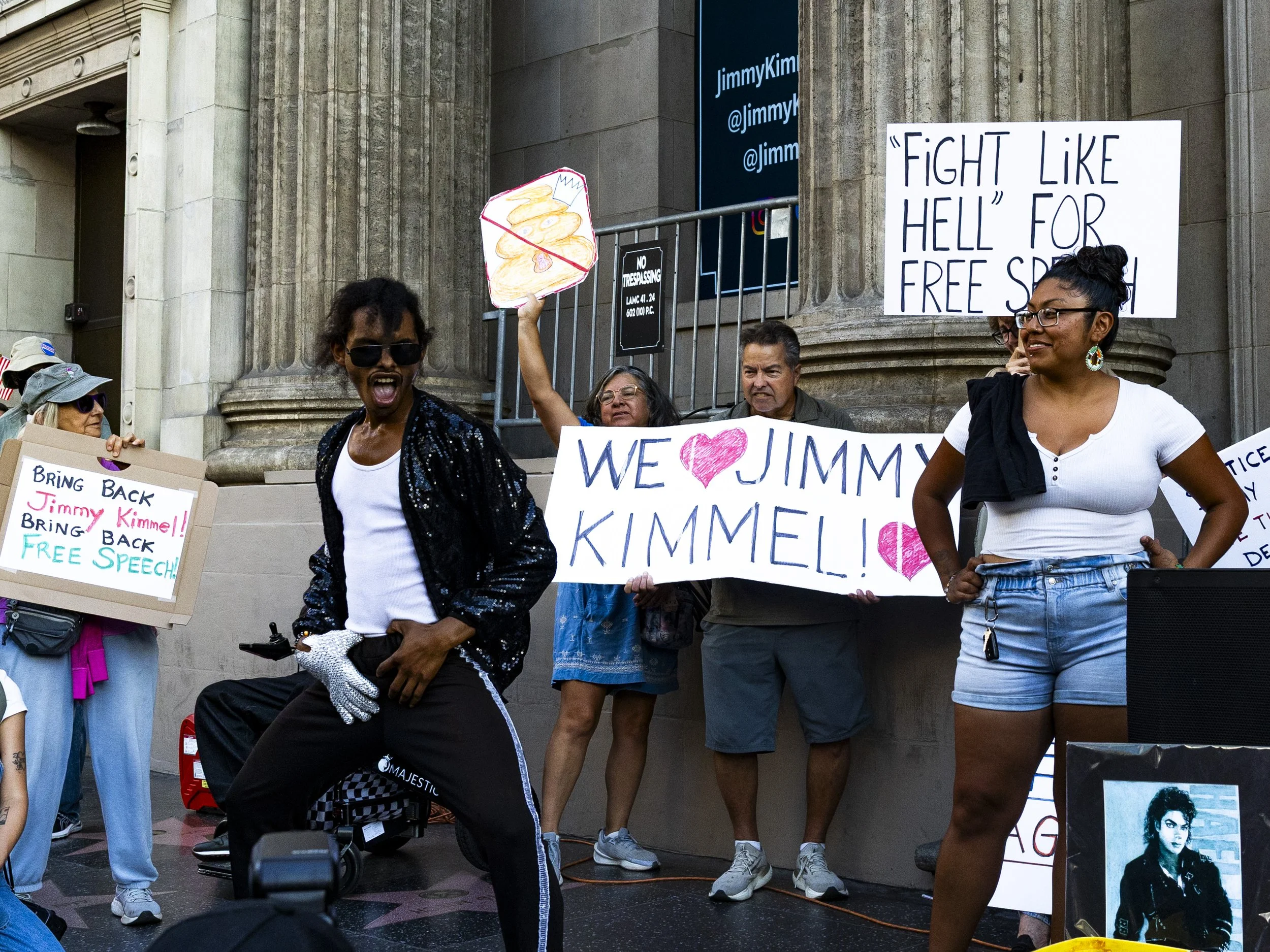 A Michael Jackson impersonator performed “They Don’t Care About Us” by Michael Jackson outside El Capitan Entertainment Centre in Hollywood, Calif., on Thursday, Sept. 18, to protest the cancellation of Jimmy Kimmel’s late-night talk show, “Jimmy Ki