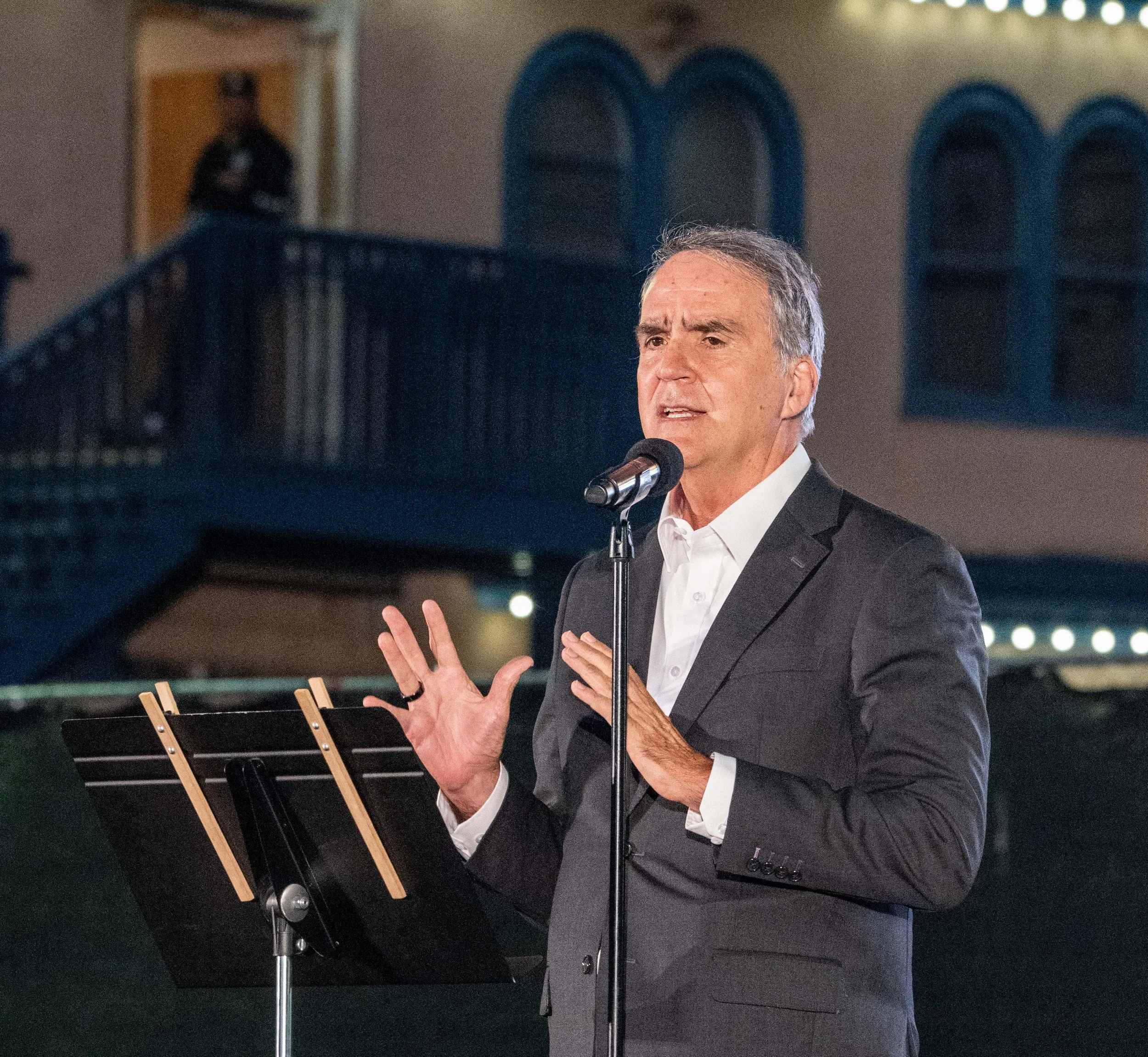 LA Opera Executive John Nickolas speaking prior to the West Side Story performance on Saturday, September 27, 2025, Santa Monica,Calif. (Tom Rosholt | The Corsair)