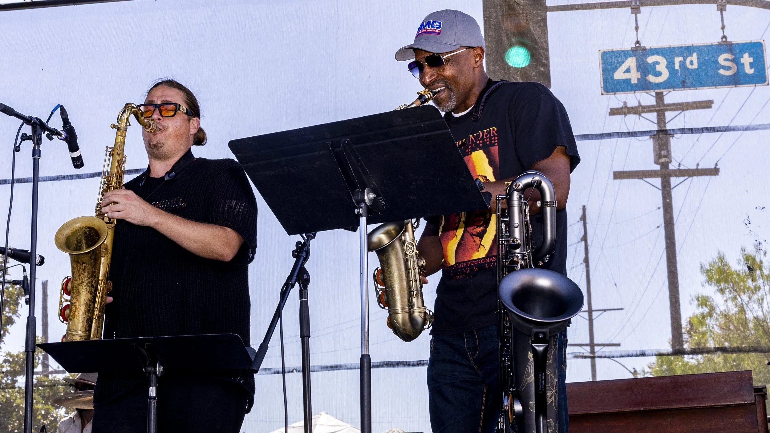 Ian Roller (Left) and Randy Ellis (Right) performed at the 2025 Central Avenue Jazz Festival in South Los Angeles, Calif., on Saturday, Sept. 20, 2025, during the Kenneth Crouch plays Quincy and Sly set. (Kayjel J. Mairena | The Corsair)