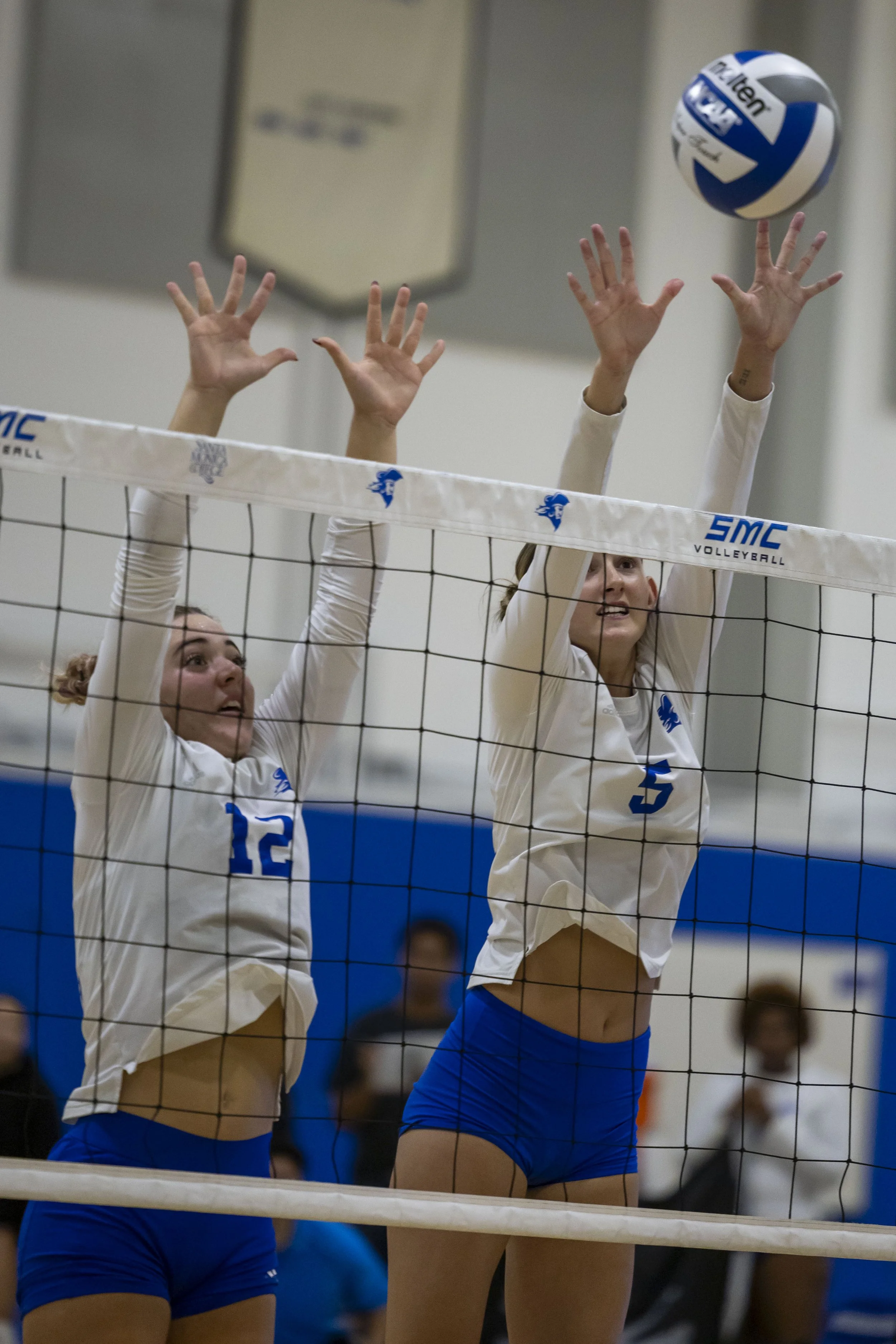  The Corsair, Santa Monica College (SMC) women’s volleyball team player, Makena Gamby (#12) and Nicole Lankton (#5), attempts to block the Bakersfield College in their matchup on Wednesday, Oct.1, 2025, at the Corsair Gym at SMC in Santa Monica, Cali