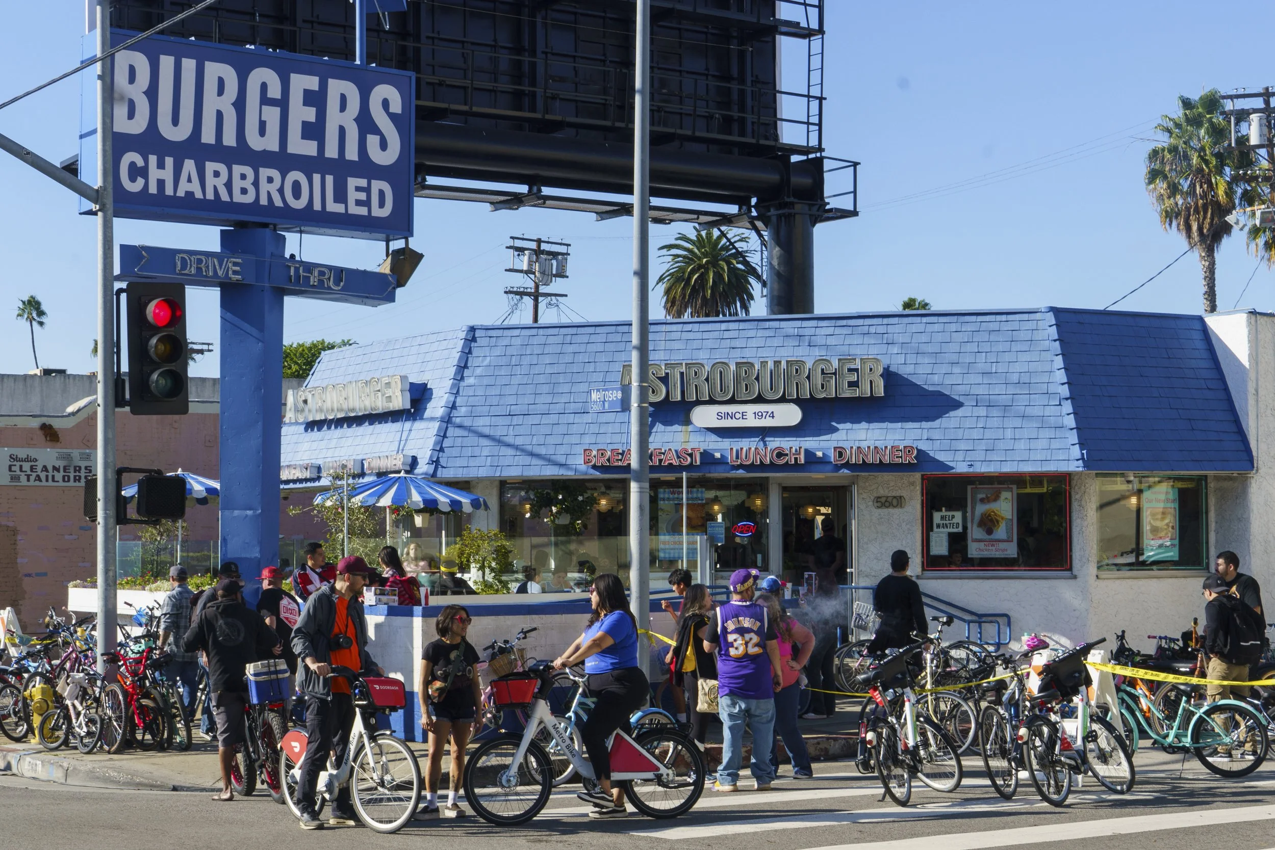 Hungry cyclists and fans choose Astroburger as a rest stop which was on the route of Netflix x CicLAvia - Melrose Ave: Stranger Things 5 “One Last Ride” event celebrating the release of the fifth and final season of Netflix’s hit show Stranger Thing
