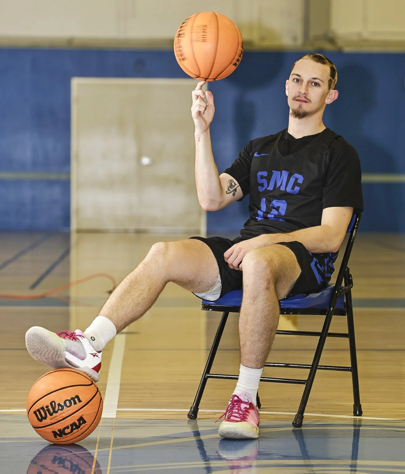  Santa Monica College (SMC) men’s basketball forward Sage Church 20, a kinesiology major from Pollocksville, North Carolina, inside the gym at SMC in Santa Monica, Calif., on Wednesday, Dec. 3, 2025. “I got tired of plain hair. Do something interesti