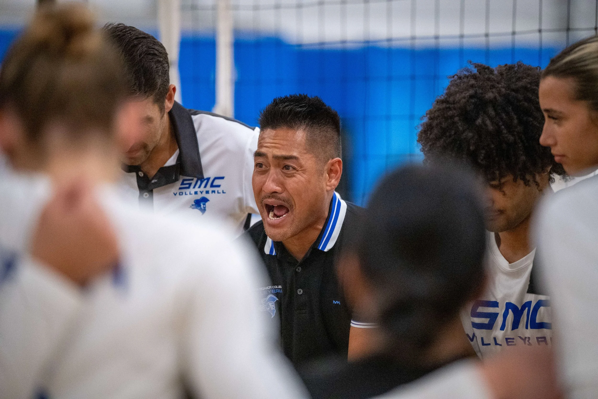  Santa Monica College Corsair Coach Christian Cammayo speaks to his team following their 3-0 victory over the Golden West Rustlers in Round 3 of the 3C2A tournament on Nov. 29, 2025, in Santa Monica, Calif. (Tom Rosholt | The Corsair) 