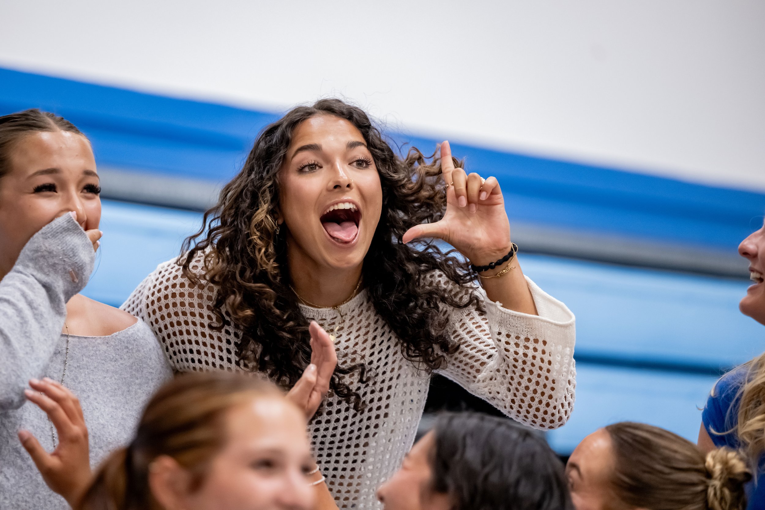  Santa Monica College Corsair women’s volleyball player Mia Whitlock cheers for the men’s team during their match with Moorpark City College Raiders in Moorpark, Calif., on Friday, Feb. 27, 2026. The Corsairs won the match 3 sets to 1. (Tom Rosholt |