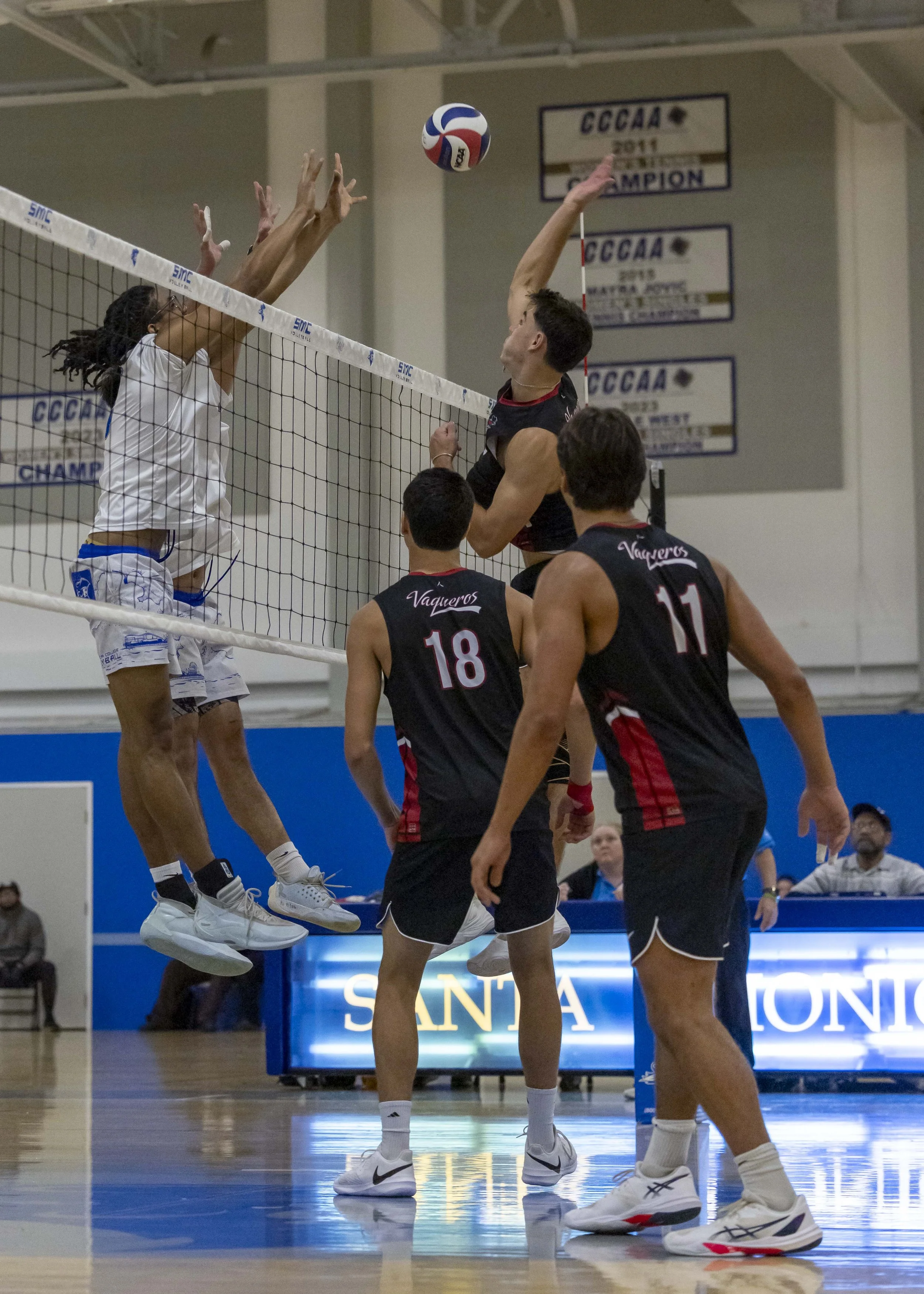  The Corsair, Santa Monica College (SMC) Men’s volleyball player, Opposite Hitter and Middle Blocker Jayden Lyons plays against Santa Barbara City College in their matchup on Wednesday, Feb.25, 2026, at the Corsair Gym at SMC in Santa Monica, Calif..