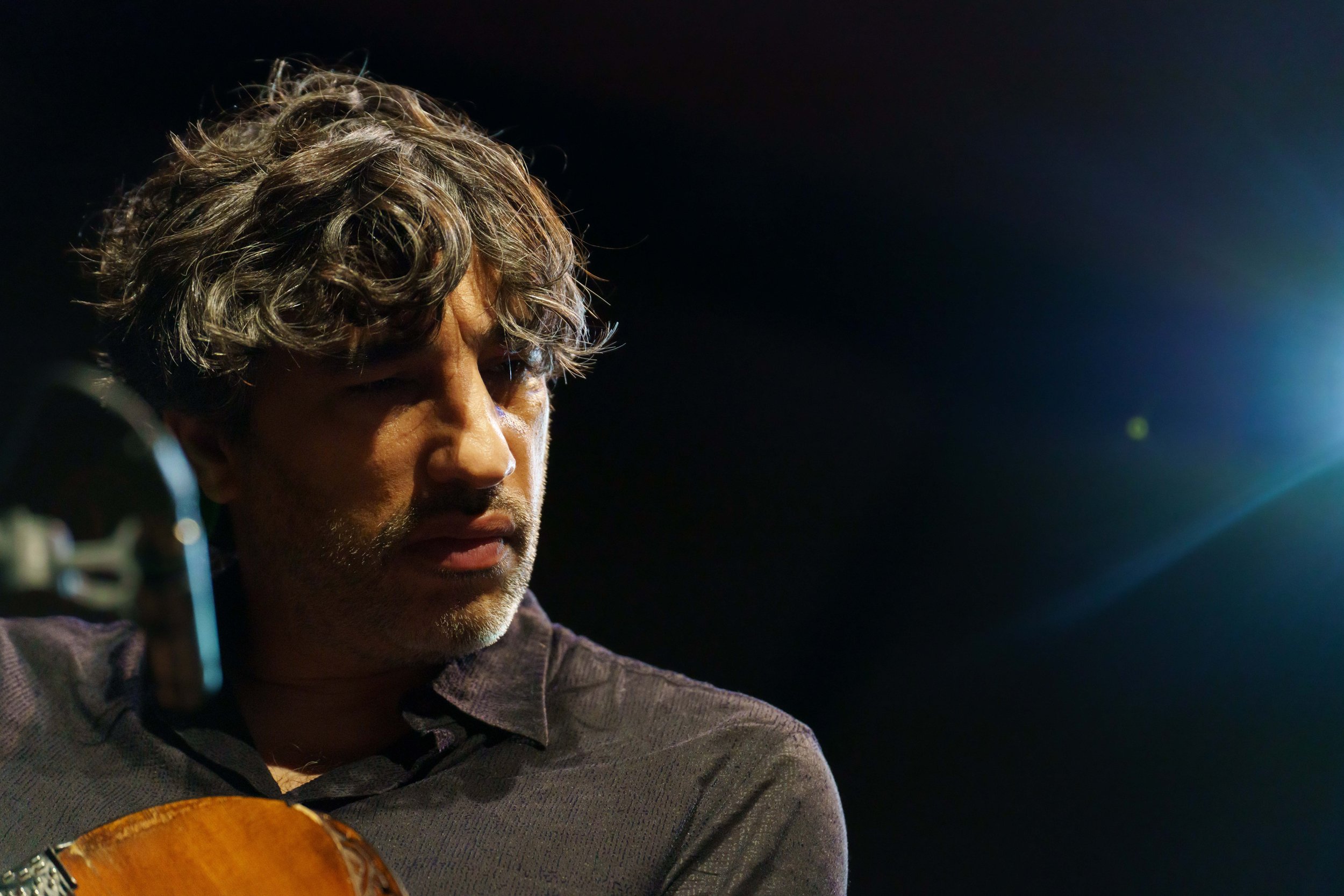 Mandolinist Avi Avital during dress rehearsal with Philharmonia Baroque Orchestra on Sunday, Feb. 22, 2026, at BroadStage in Santa Monica, Calif. (Elizabeth Bacher | The Corsair) 