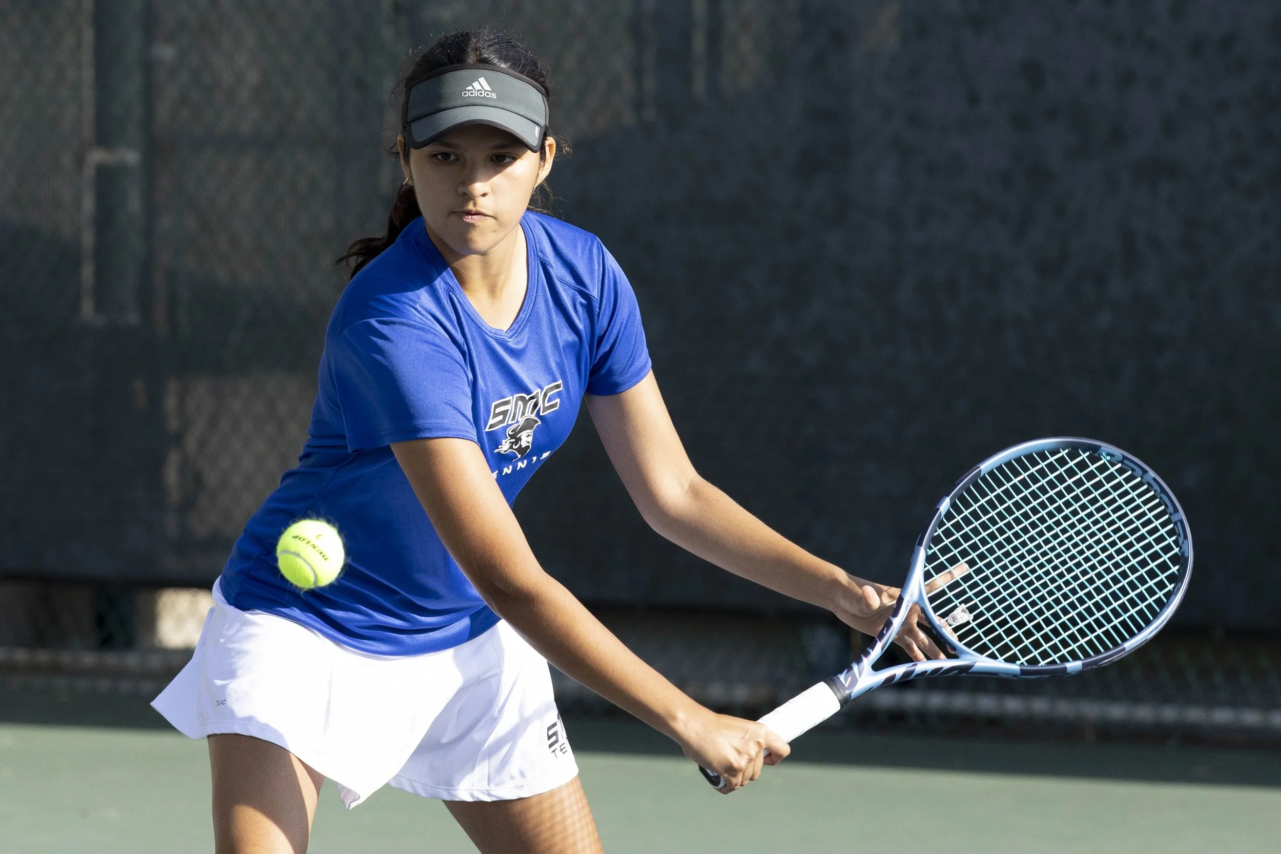  Corsair Sofia Magdaleno of the Santa Monica College (SMC) Women’s Tennis team, freshmen and a Business Administration major, returns a ball during the #4 single match against Ventura College’s Pirate, Isabella DeRosa on Tuesday, March 3, 2026, at th